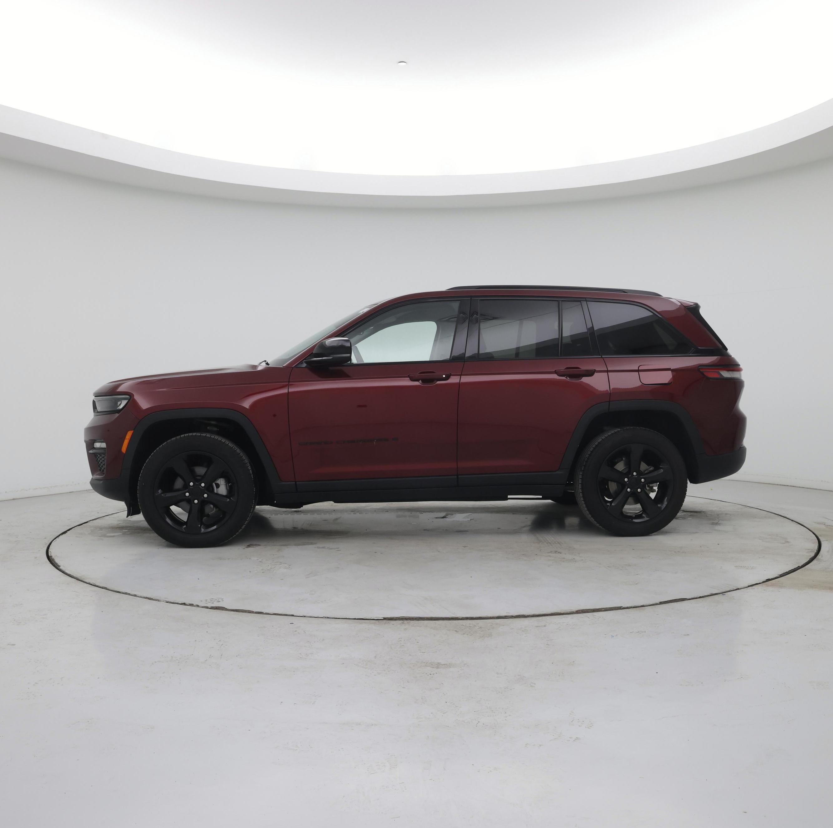 Thumbnail: 2023 Jeep Grand Cherokee - 3