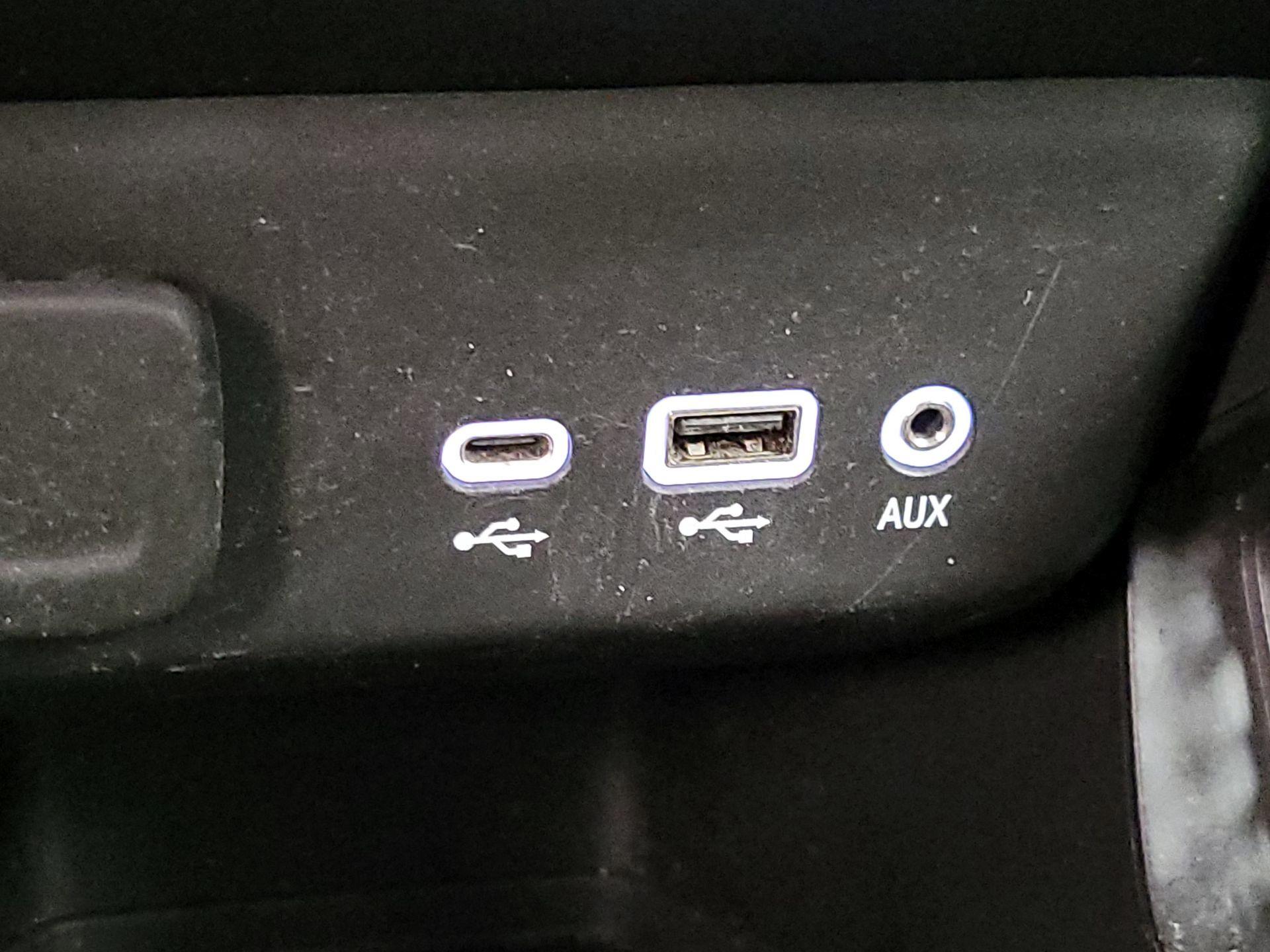 Thumbnail: 2021 Chevrolet TrailBlazer - 18