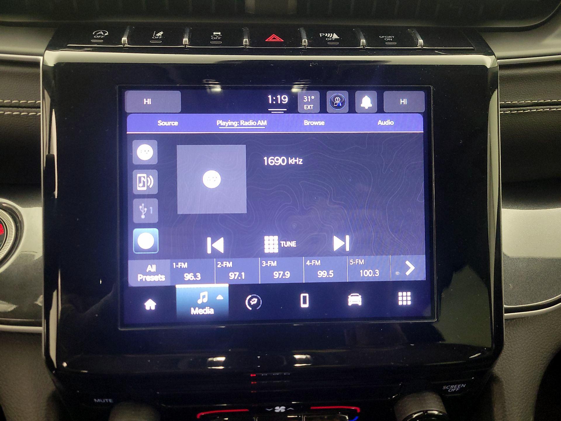 Thumbnail: 2023 Jeep Grand Cherokee - 15