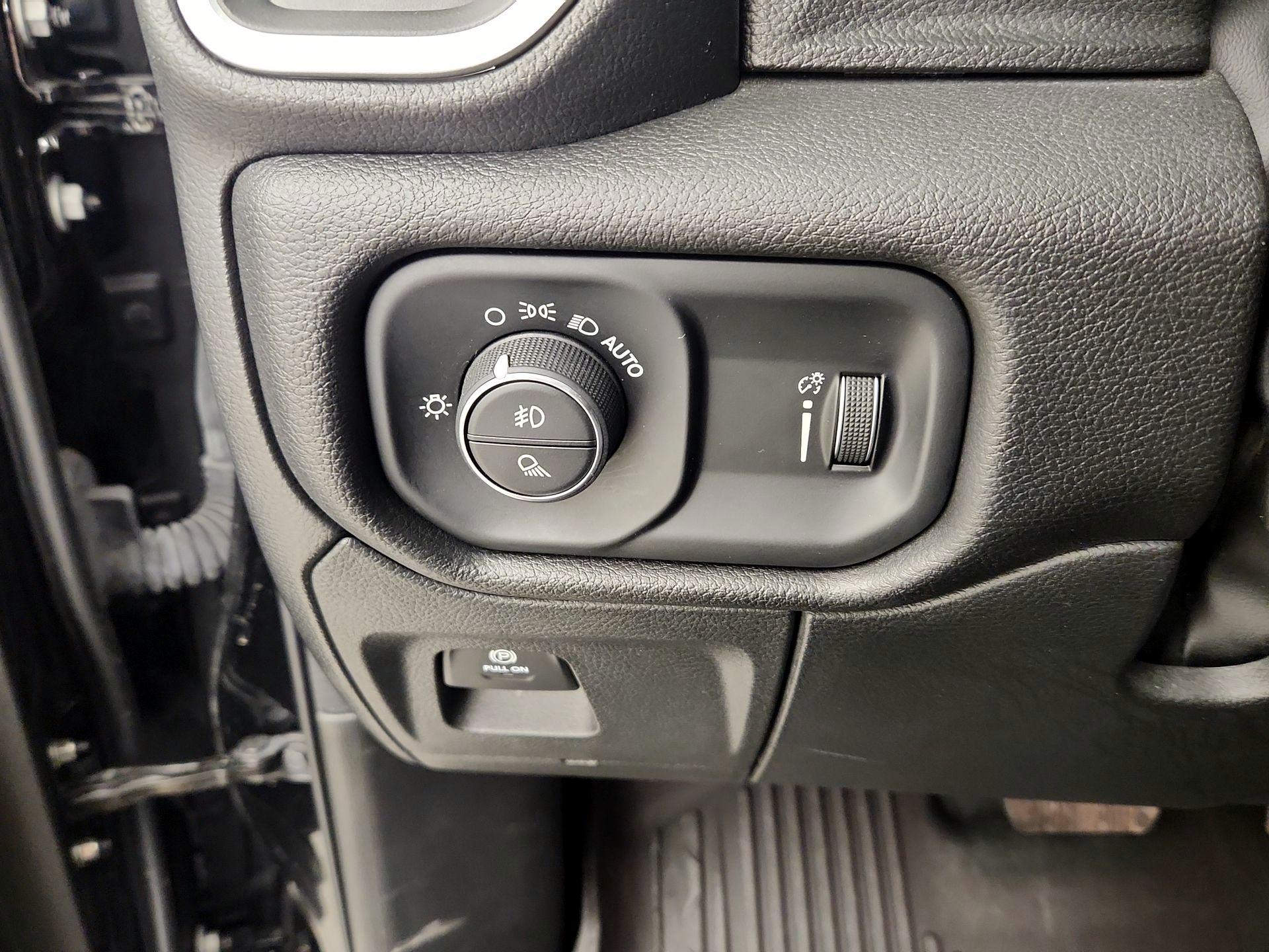 Thumbnail: 2023 RAM 1500 - 13