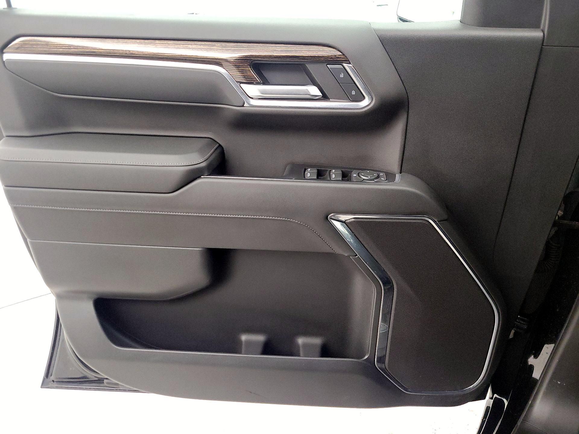 Thumbnail: 2024 GMC Sierra 1500 - 12