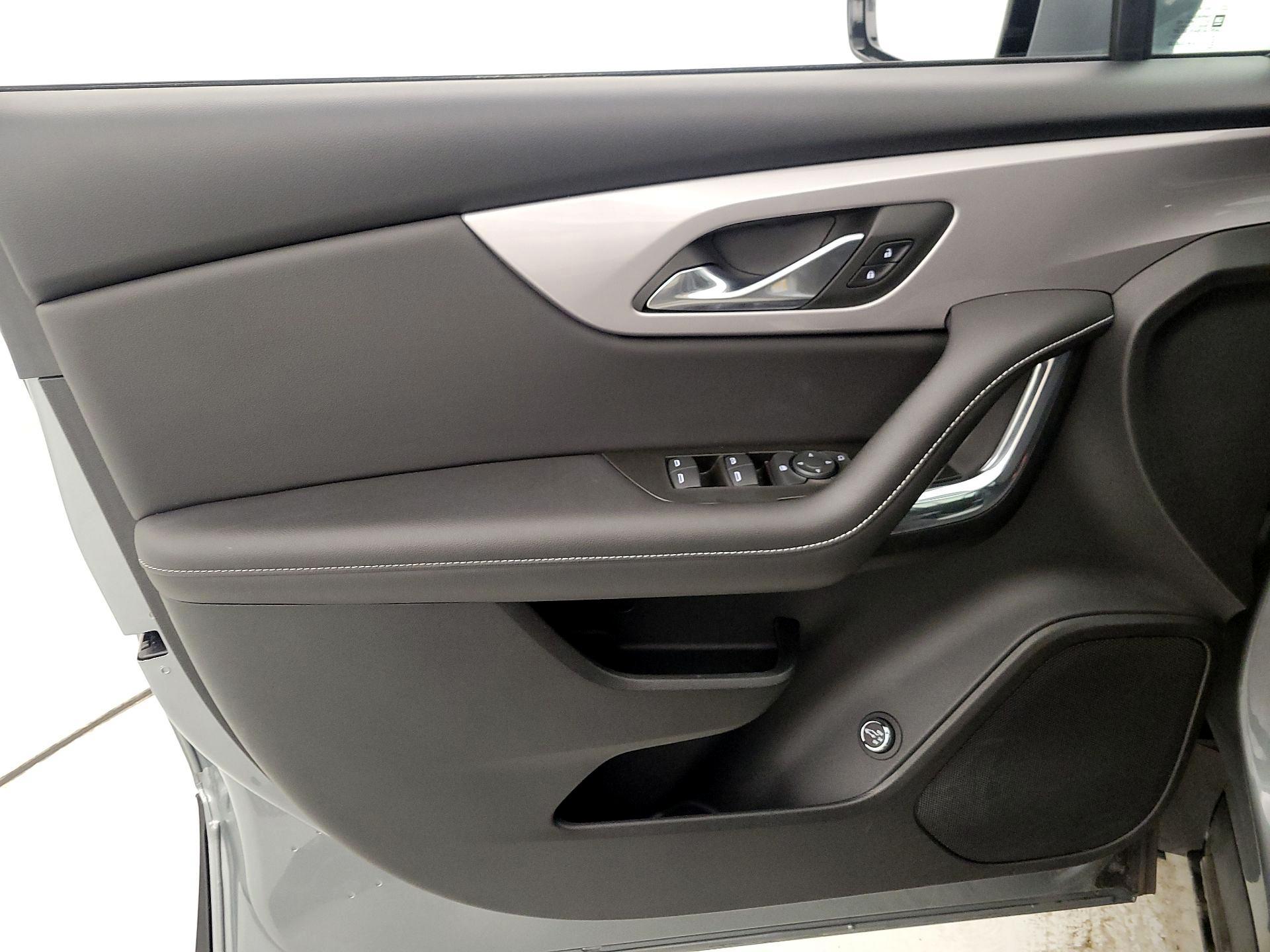 Thumbnail: 2023 Chevrolet Blazer - 12