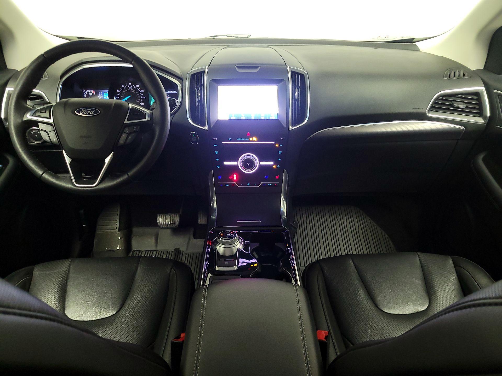 Thumbnail: 2019 Ford Edge - 9