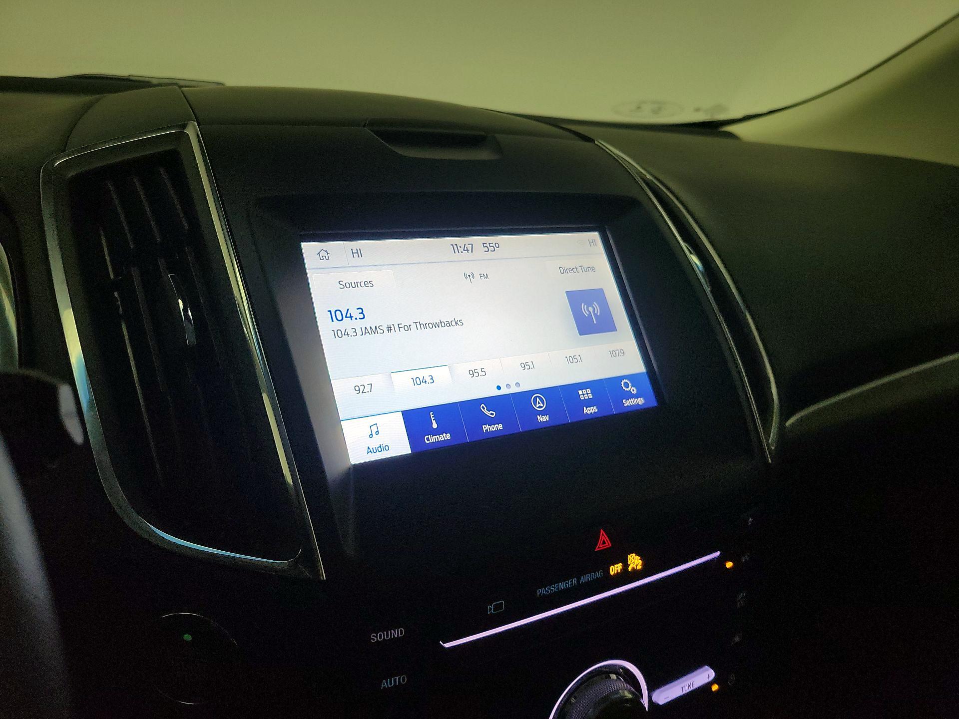 Thumbnail: 2019 Ford Edge - 16