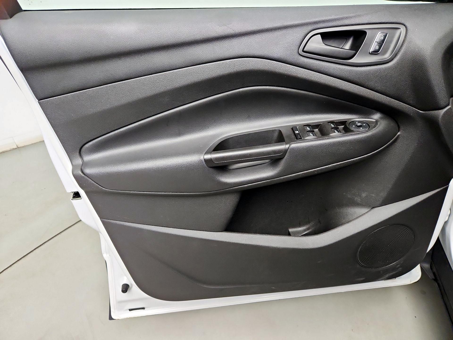 Thumbnail: 2015 Ford Escape - 12