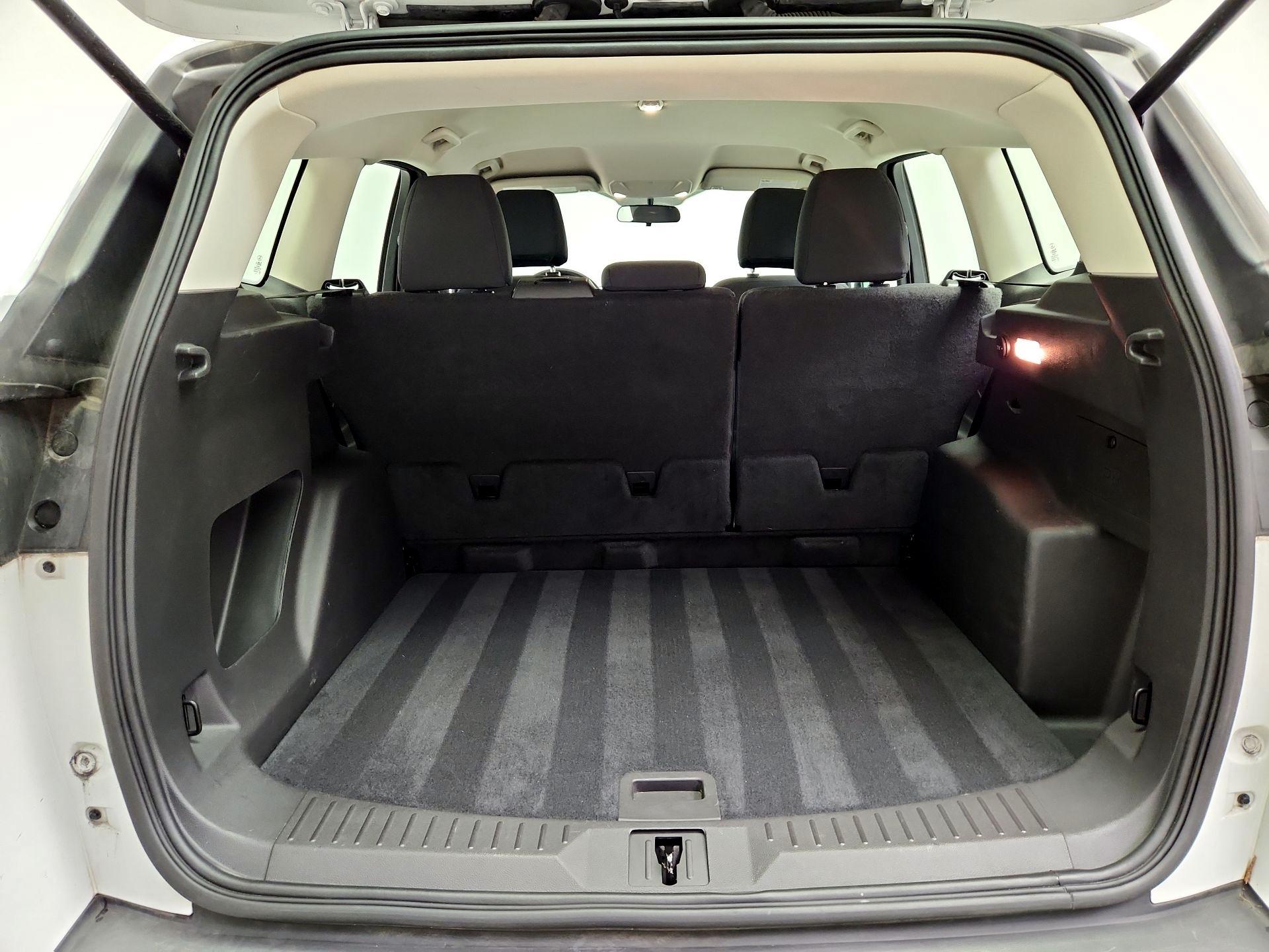 Thumbnail: 2015 Ford Escape - 20