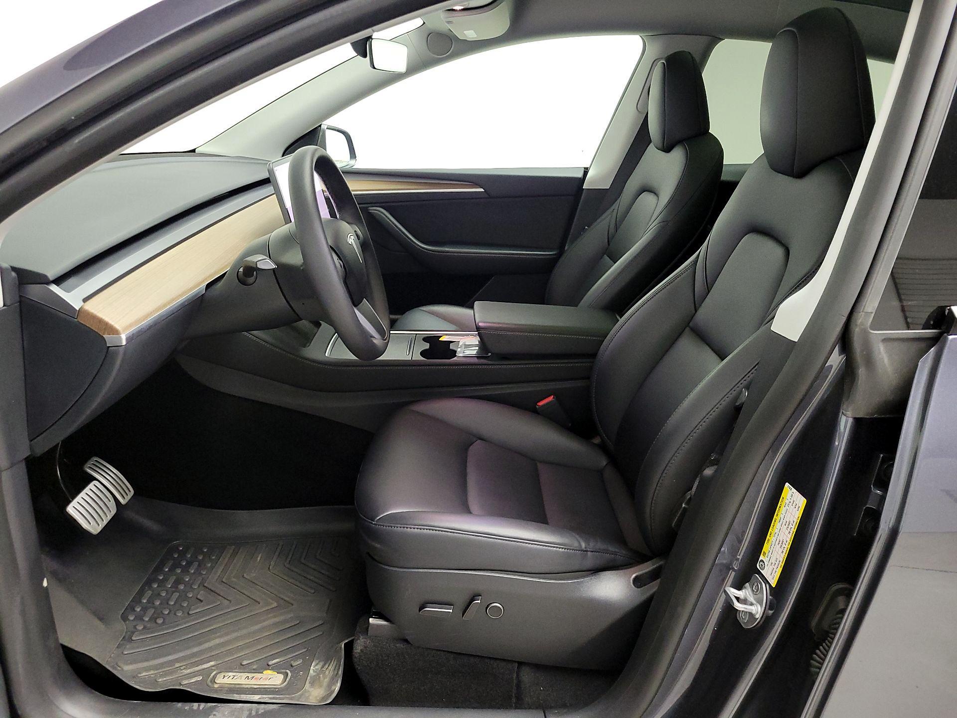 Thumbnail: 2023 Tesla Model Y - 11