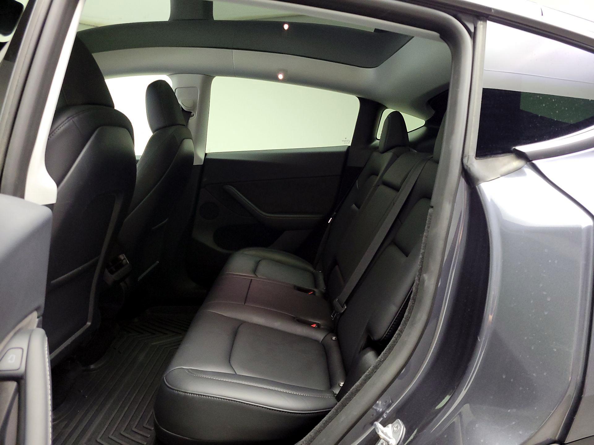 Thumbnail: 2023 Tesla Model Y - 19