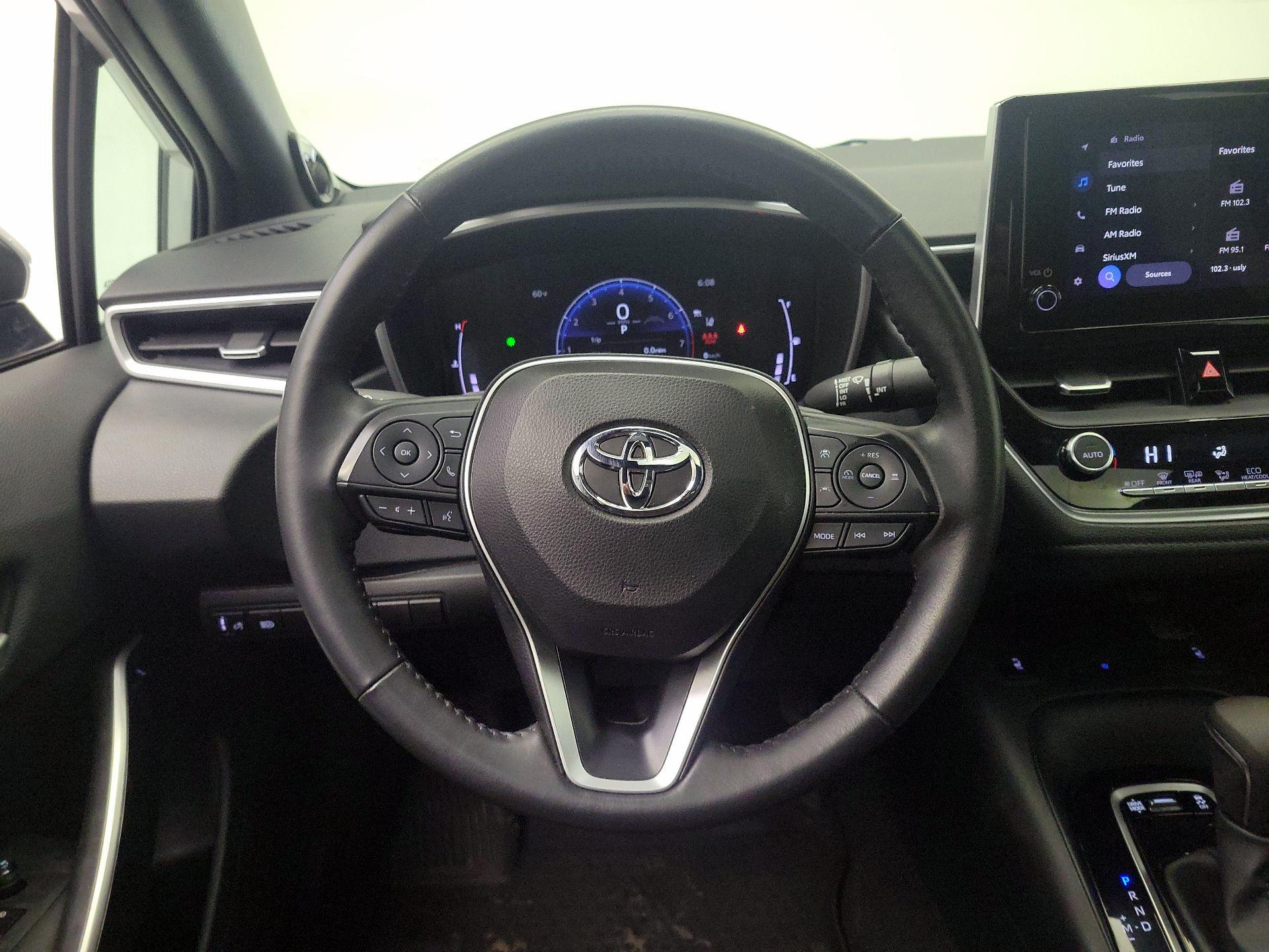 Thumbnail: 2023 Toyota Corolla - 10