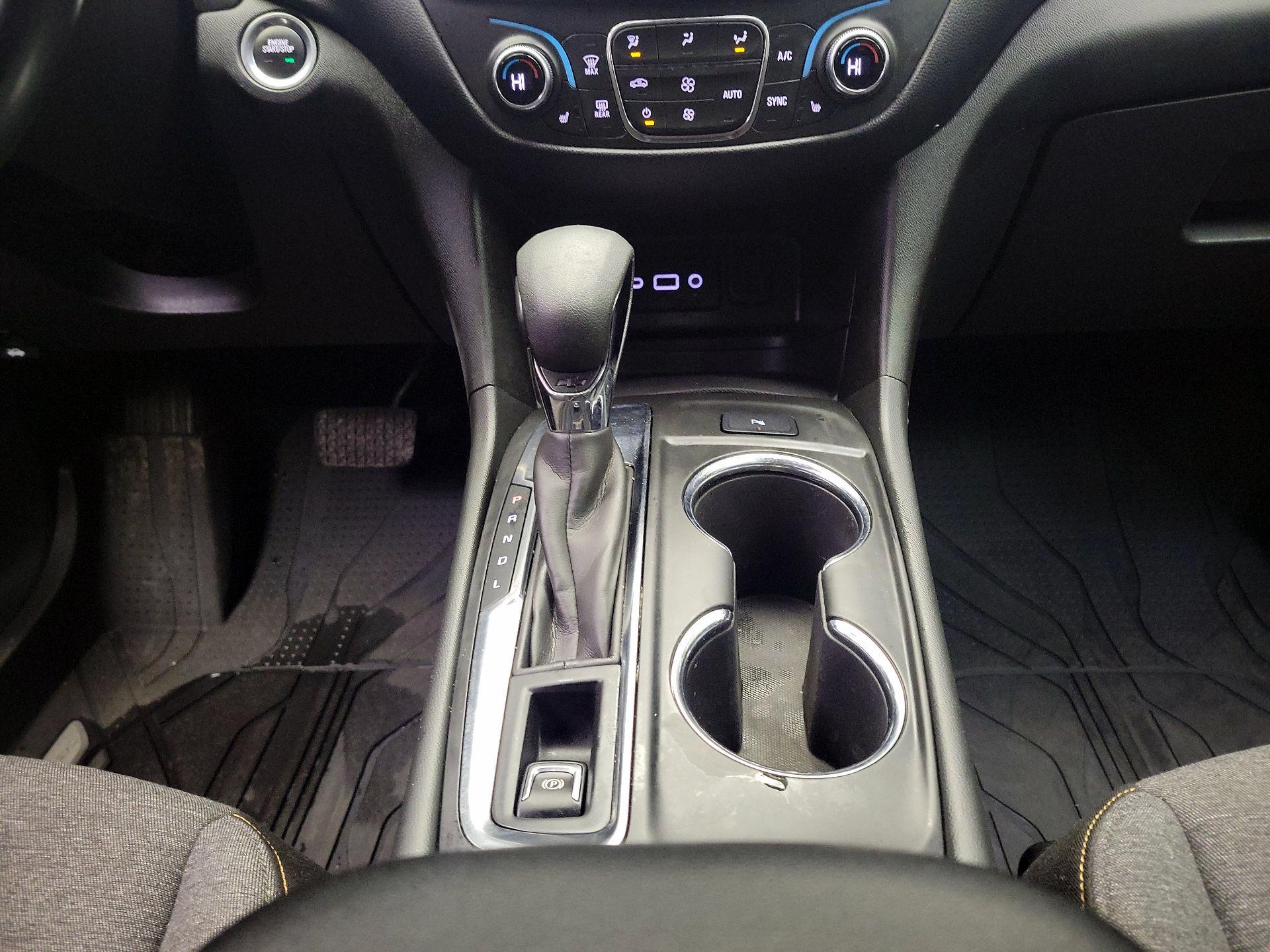 Thumbnail: 2022 Chevrolet Equinox - 17