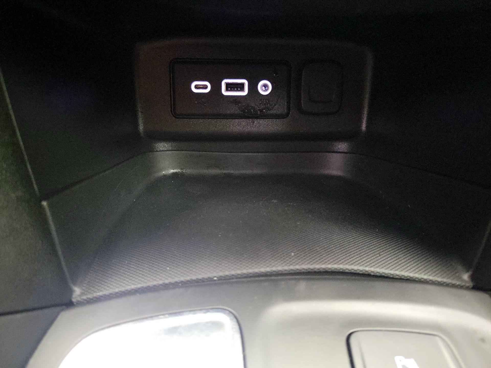 Thumbnail: 2022 Chevrolet Equinox - 18