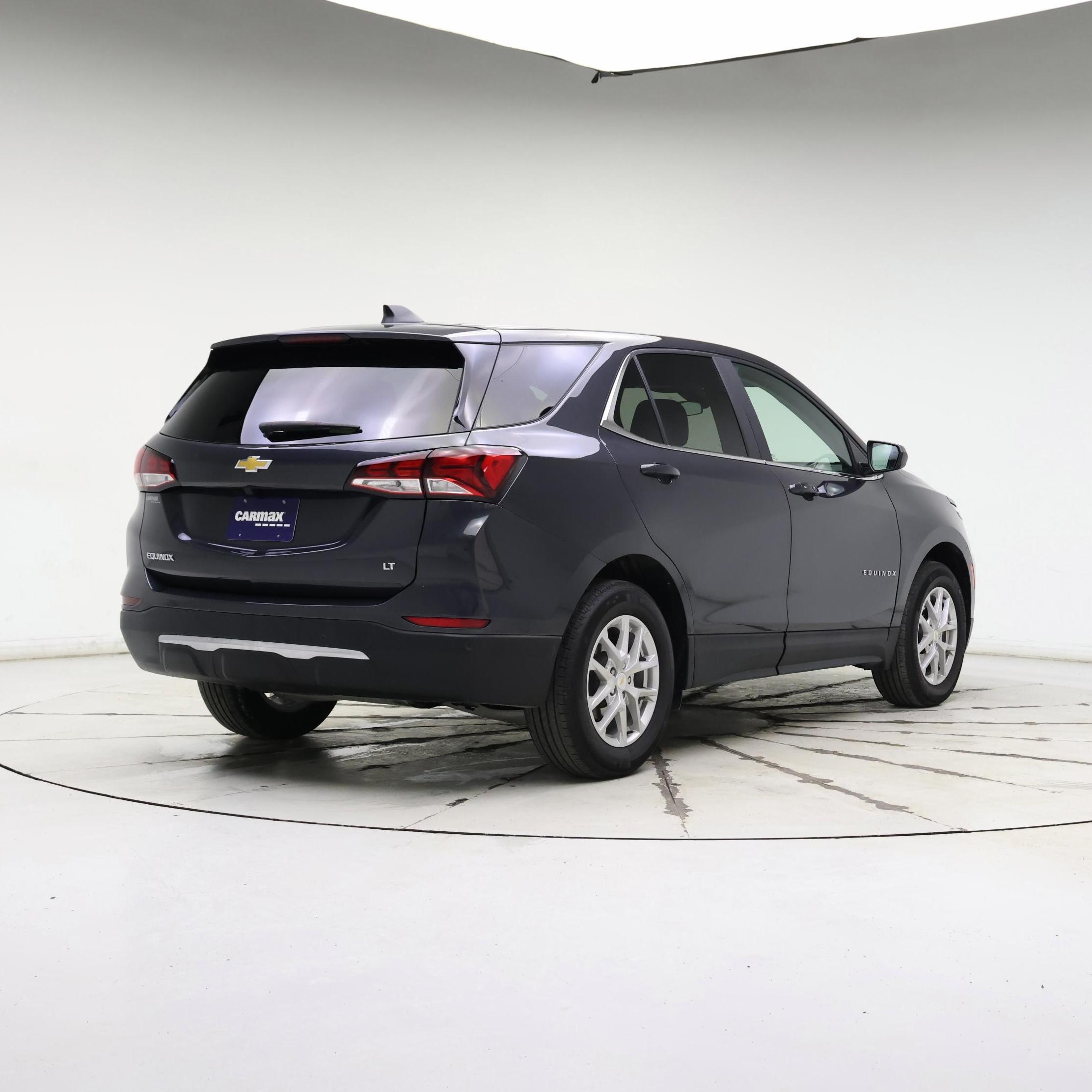 Thumbnail: 2022 Chevrolet Equinox - 8