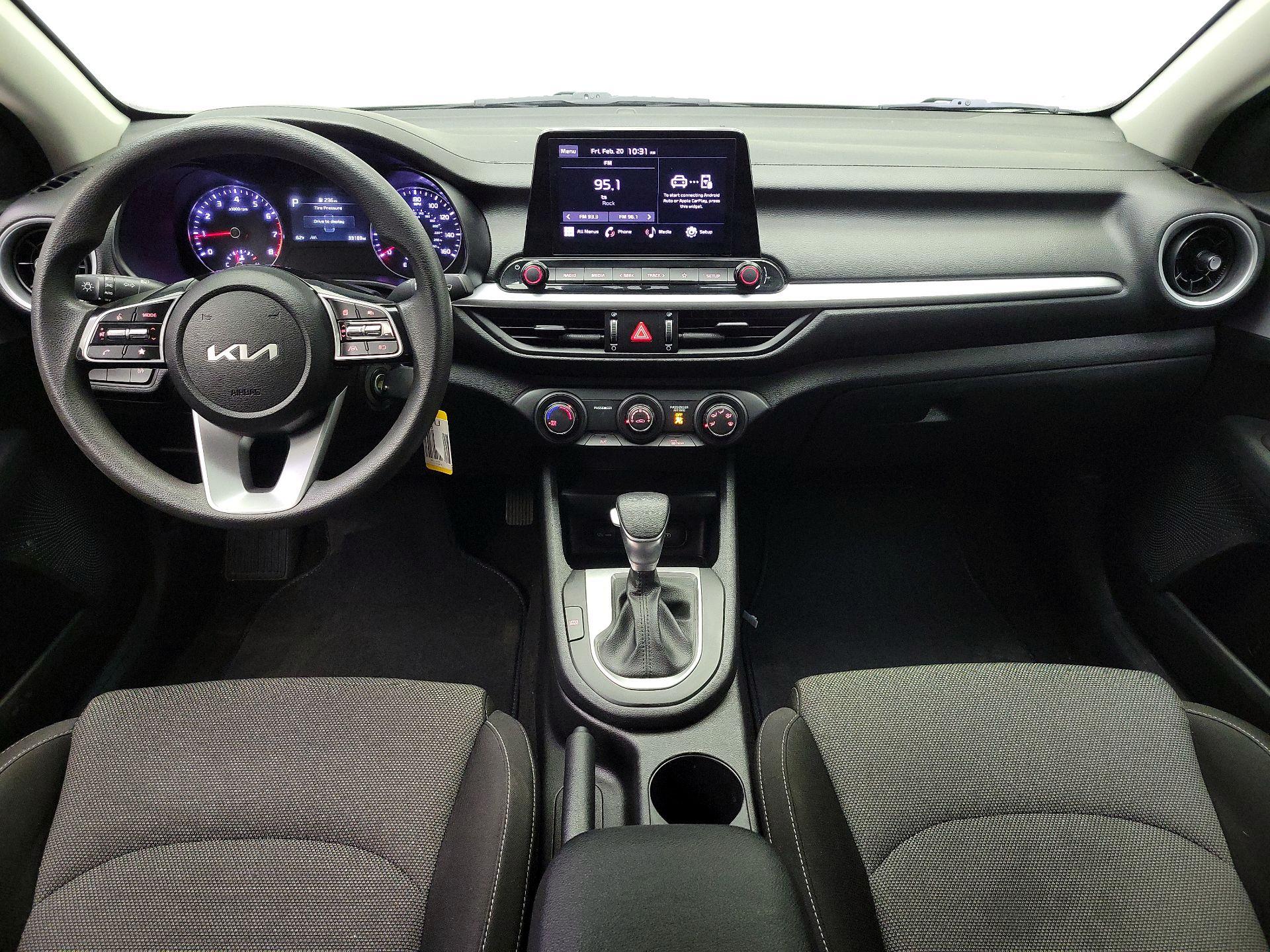 Thumbnail: 2024 Kia Forte - 9