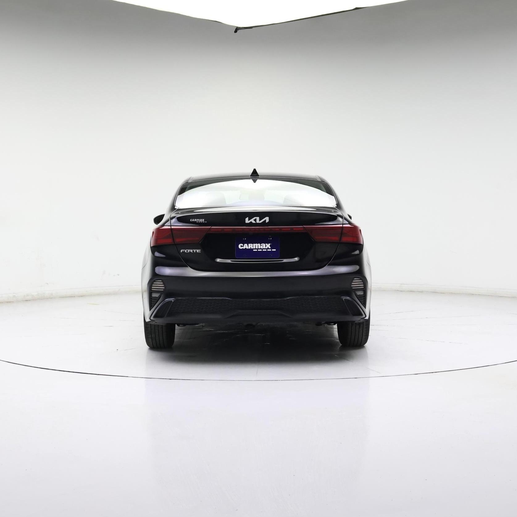 Thumbnail: 2024 Kia Forte - 6