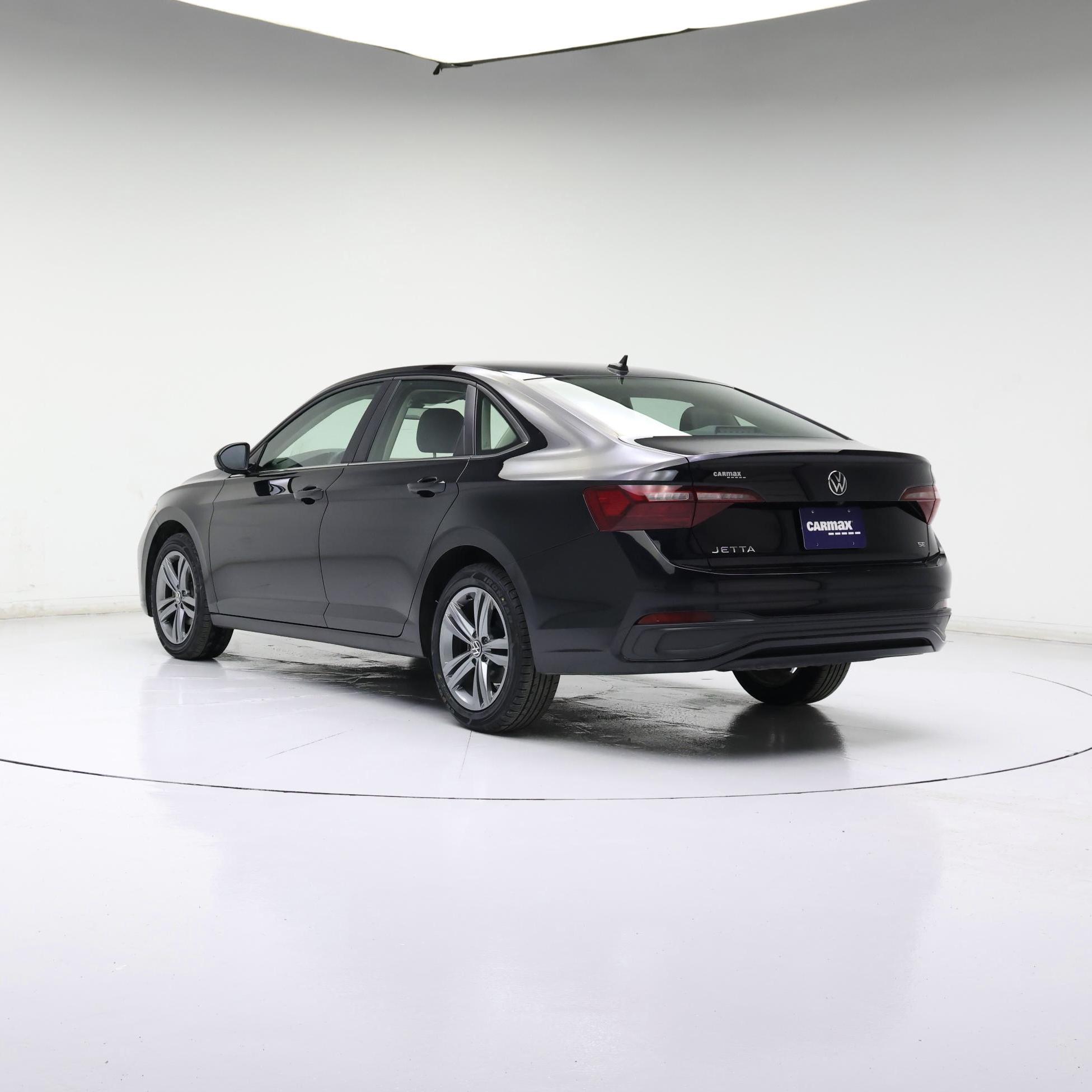 Thumbnail: 2024 Volkswagen Jetta - 2