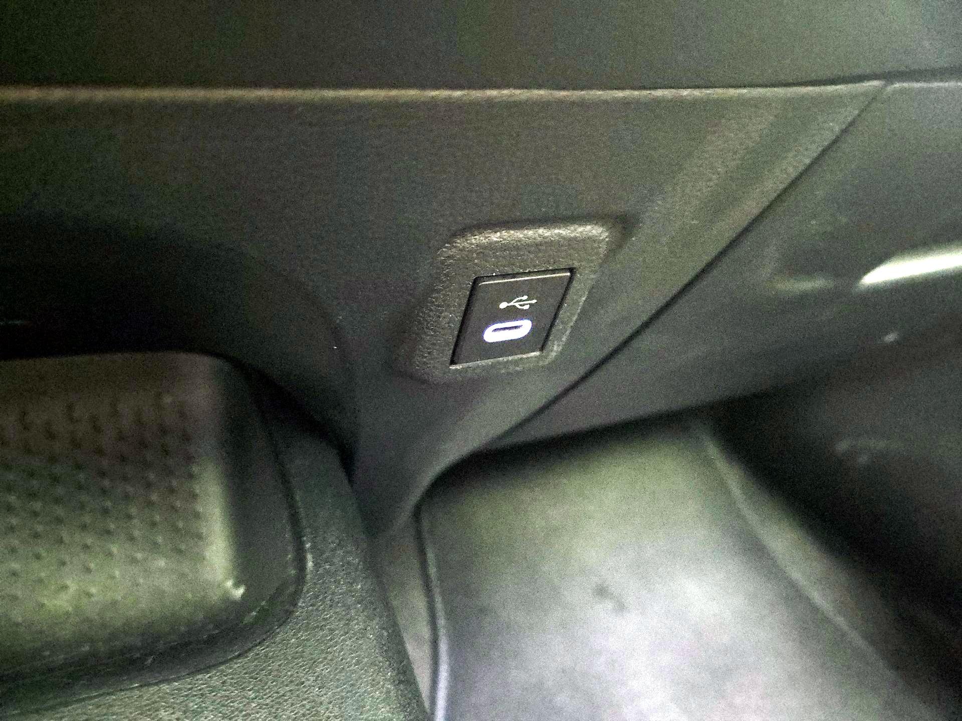 Thumbnail: 2024 Toyota Corolla - 18