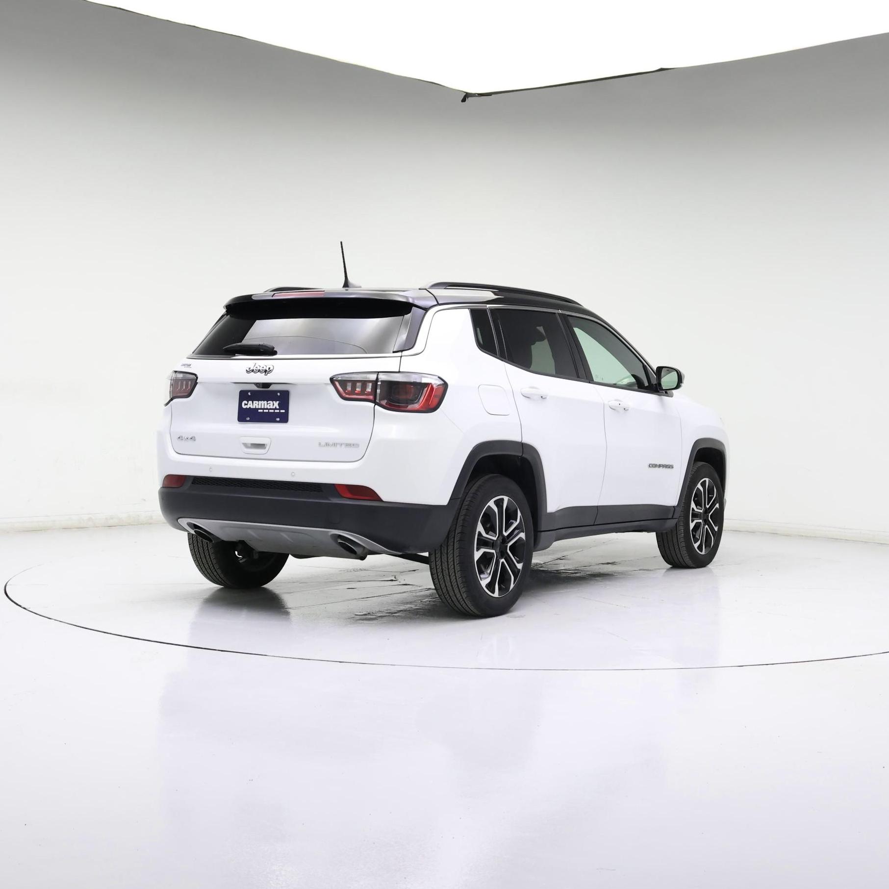 Thumbnail: 2023 Jeep Compass - 8