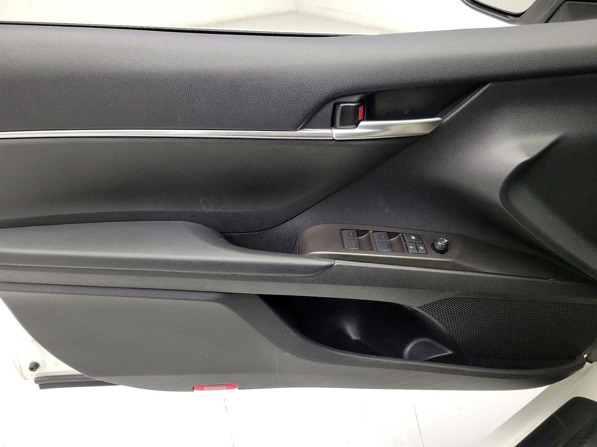 Thumbnail: 2024 Toyota Camry - 12