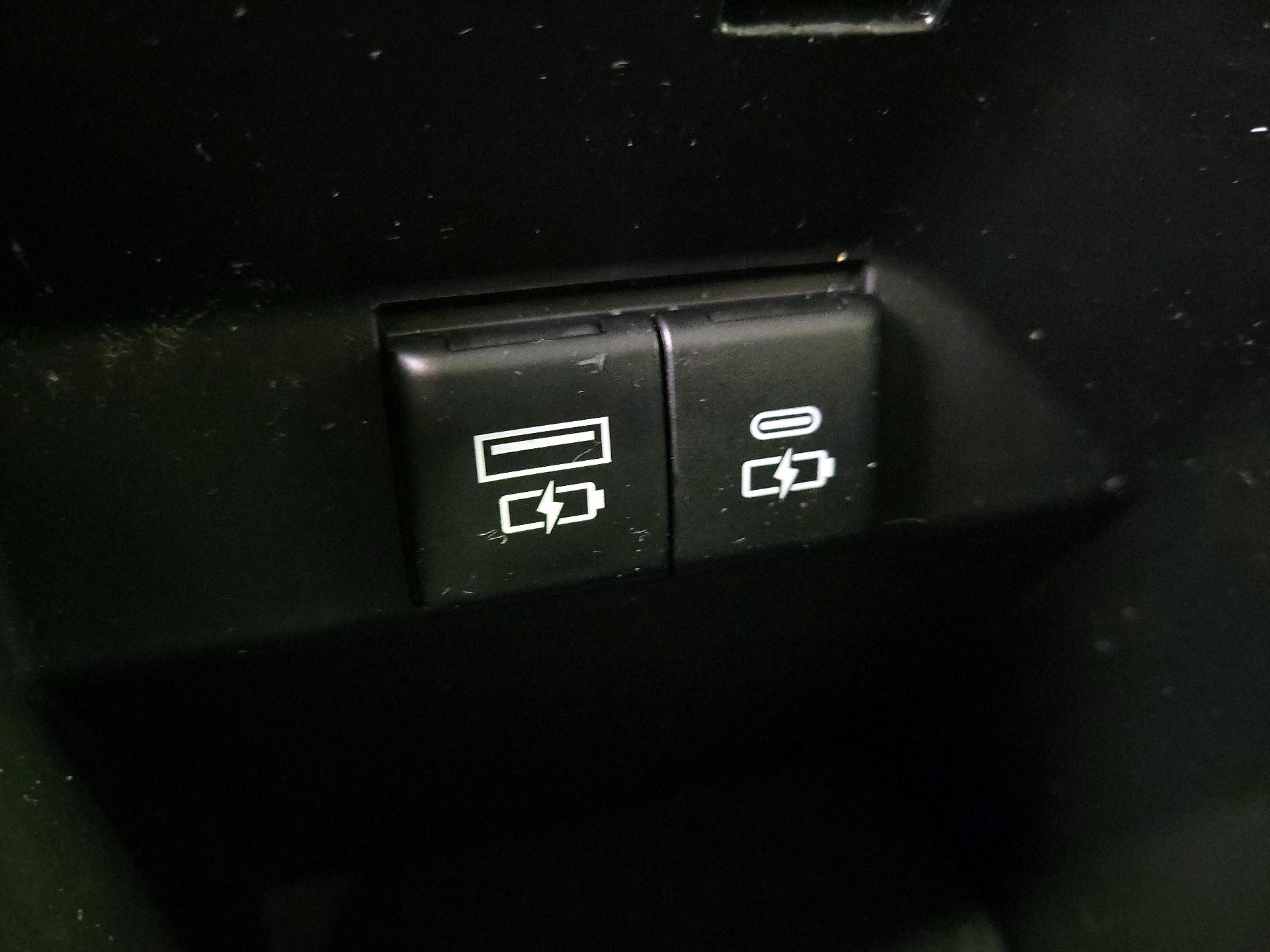 Thumbnail: 2024 Toyota Camry - 17