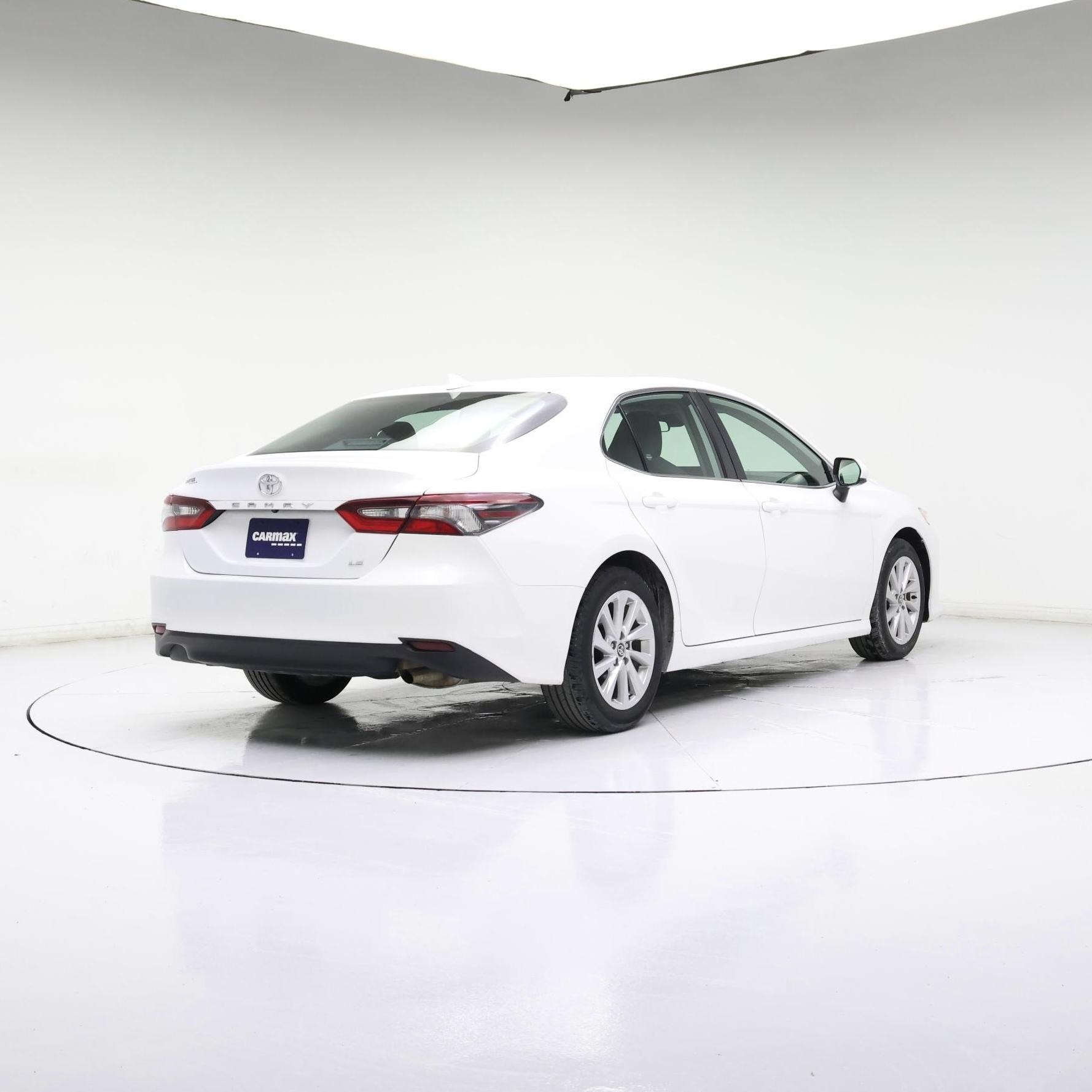 Thumbnail: 2024 Toyota Camry - 8