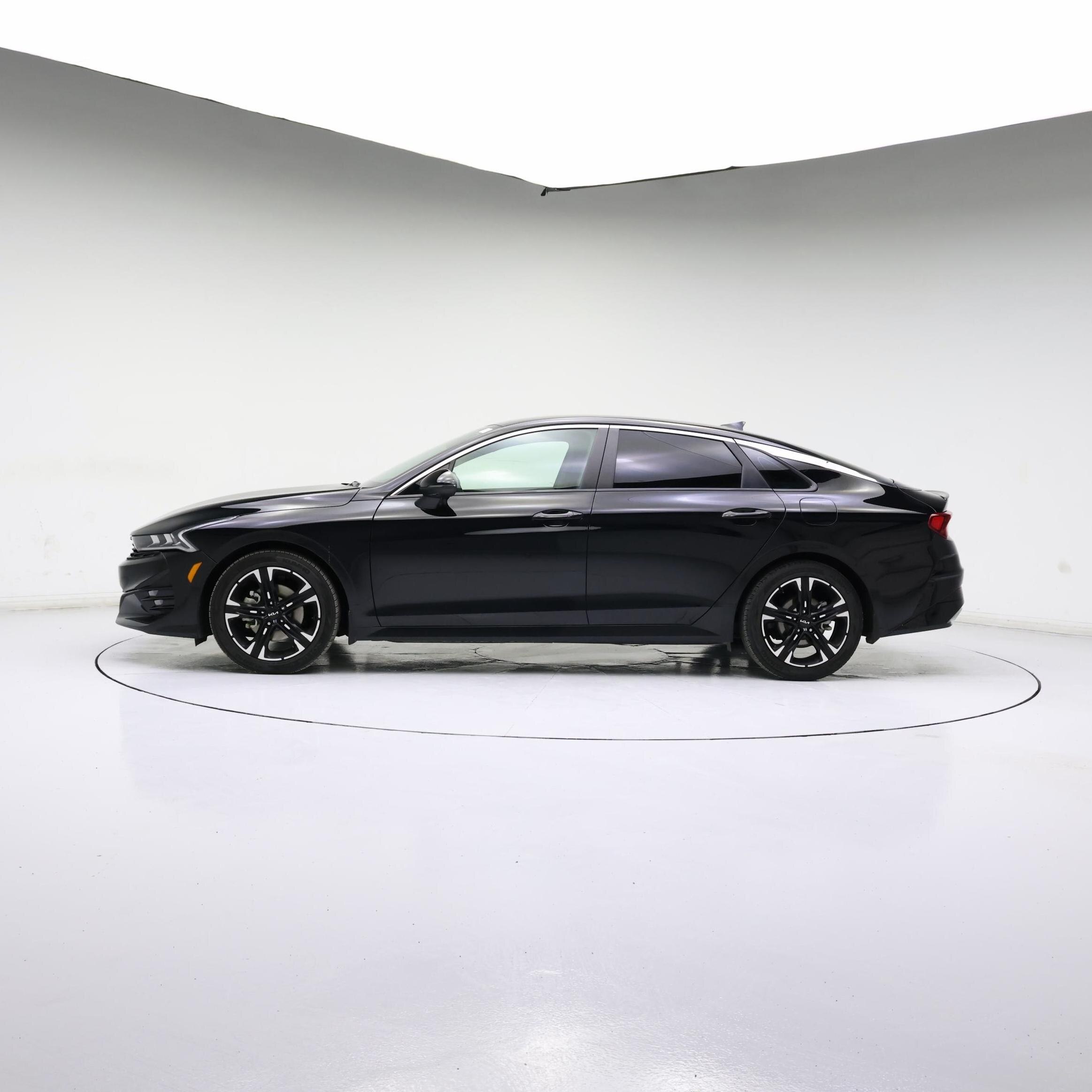 Thumbnail: 2024 Kia K5 - 3