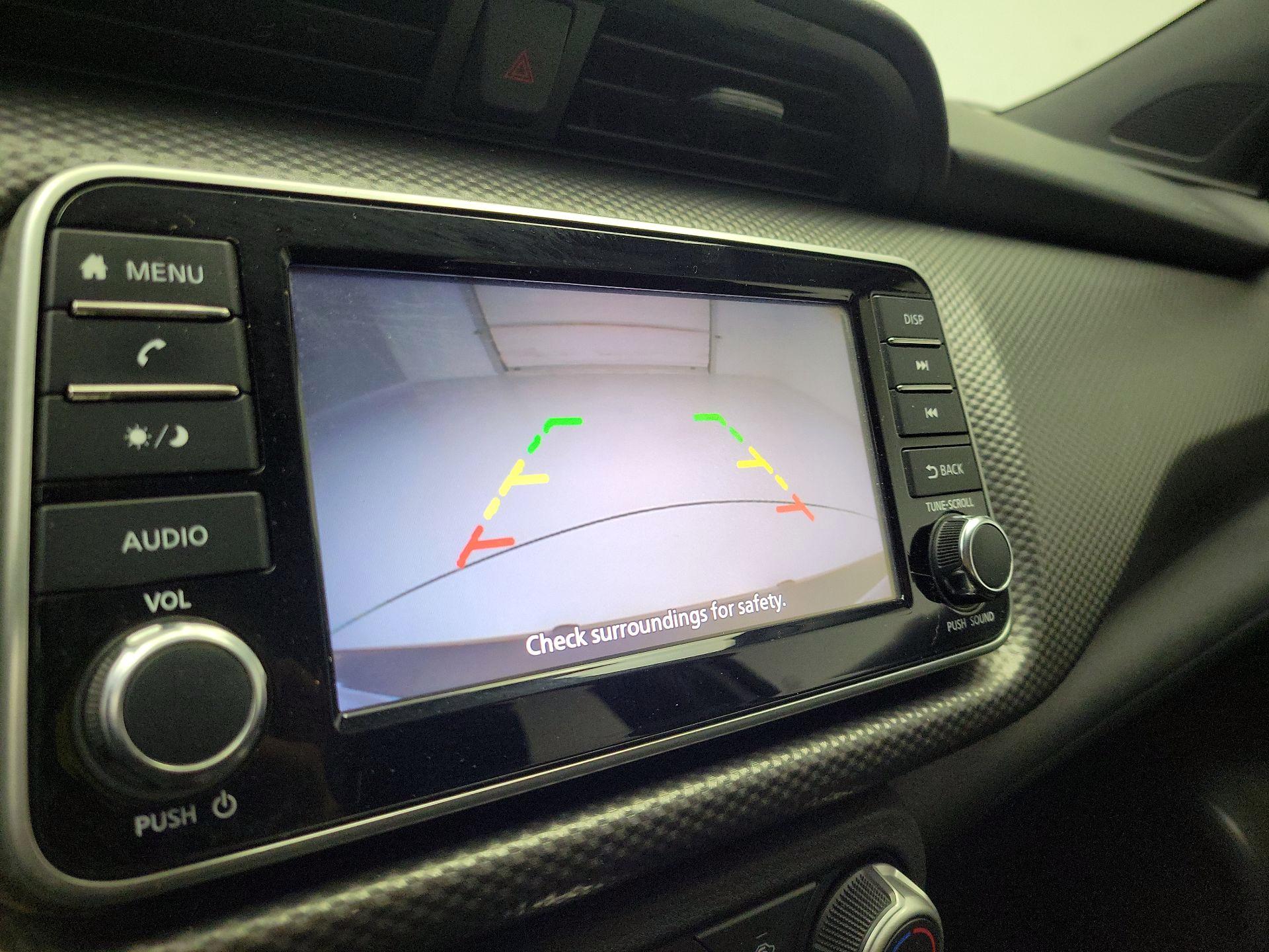 Thumbnail: 2020 Nissan Kicks - 14