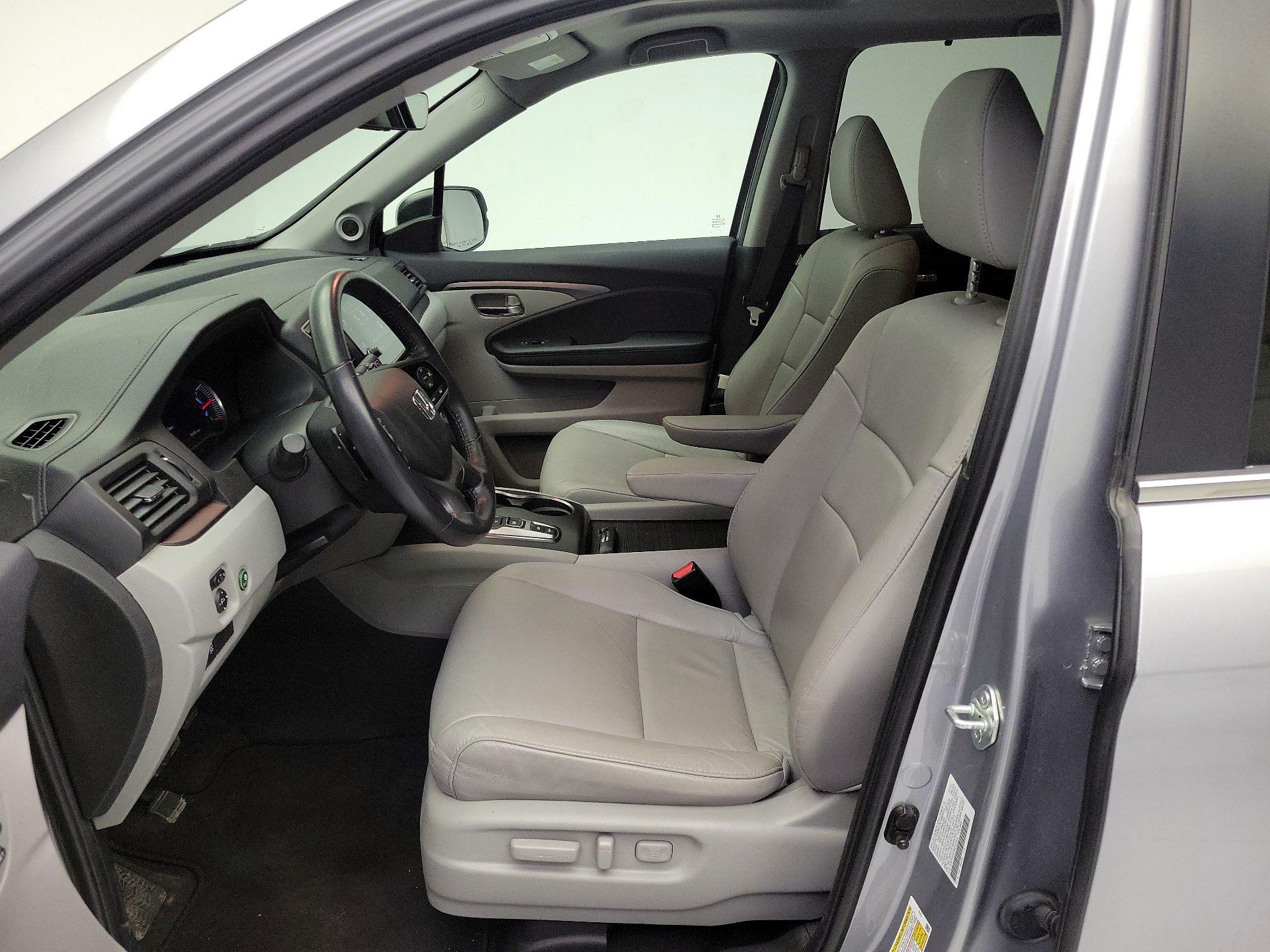 Thumbnail: 2021 Honda Pilot - 11