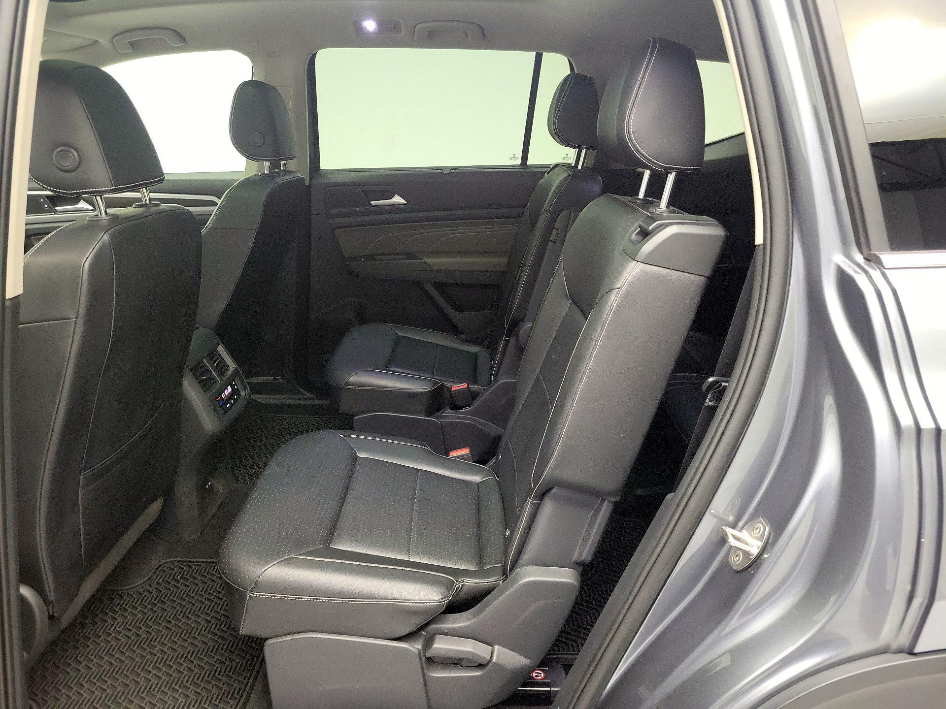 Thumbnail: 2022 Volkswagen Atlas - 20