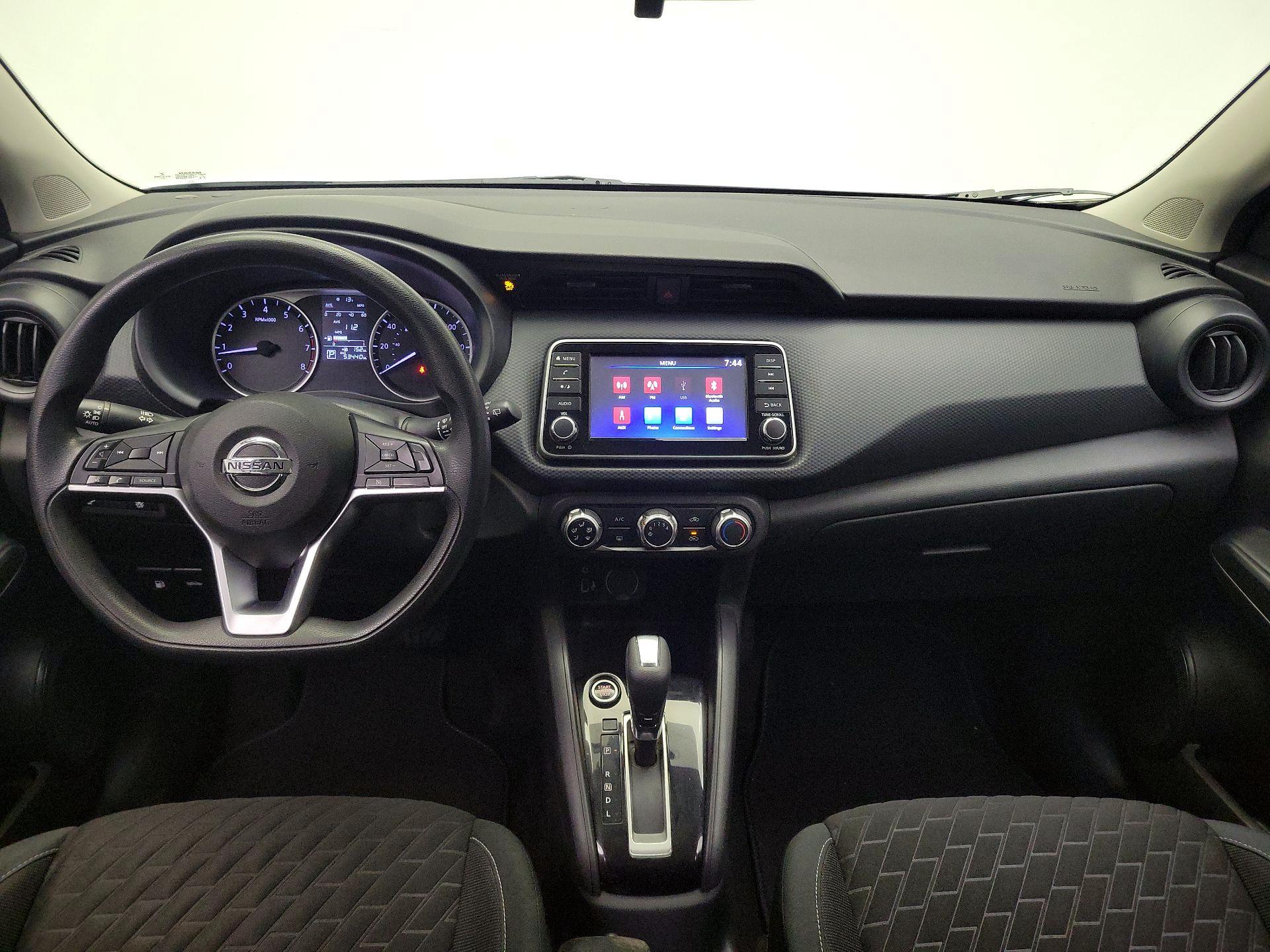 Thumbnail: 2021 Nissan Kicks - 9