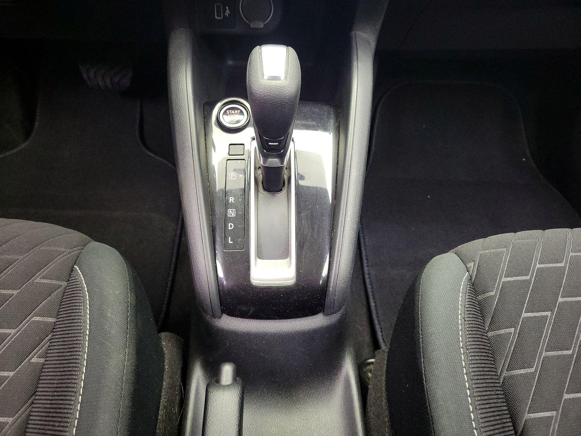 Thumbnail: 2021 Nissan Kicks - 17