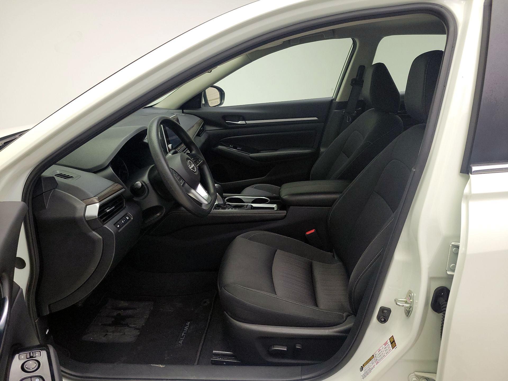 Thumbnail: 2023 Nissan Altima - 11