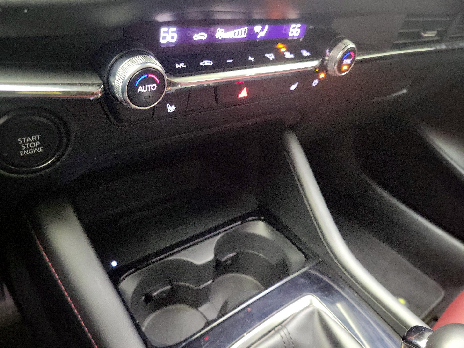 Thumbnail: 2025 Mazda Mazda3 - 16