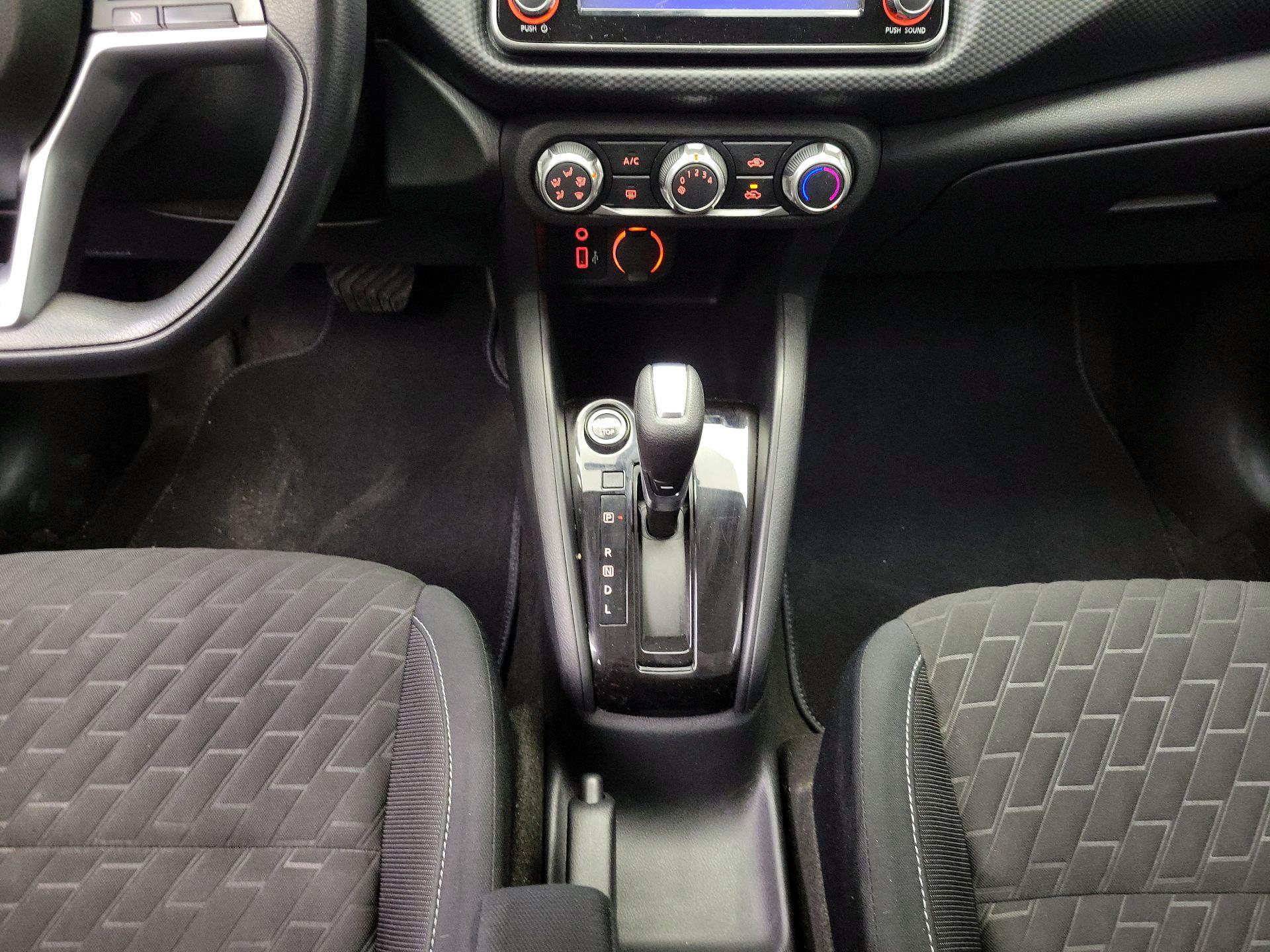 Thumbnail: 2022 Nissan Kicks - 16