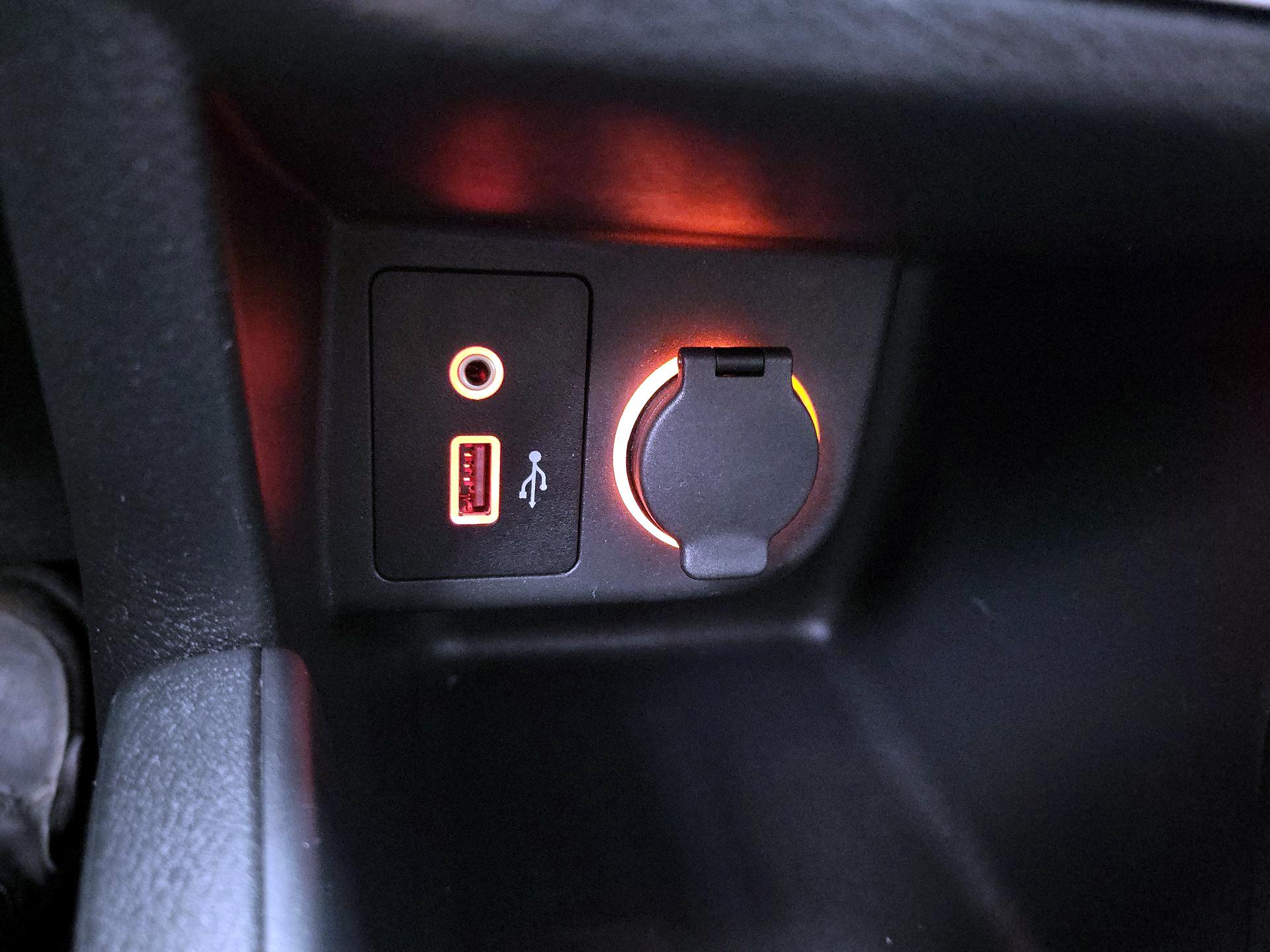 Thumbnail: 2022 Nissan Kicks - 17