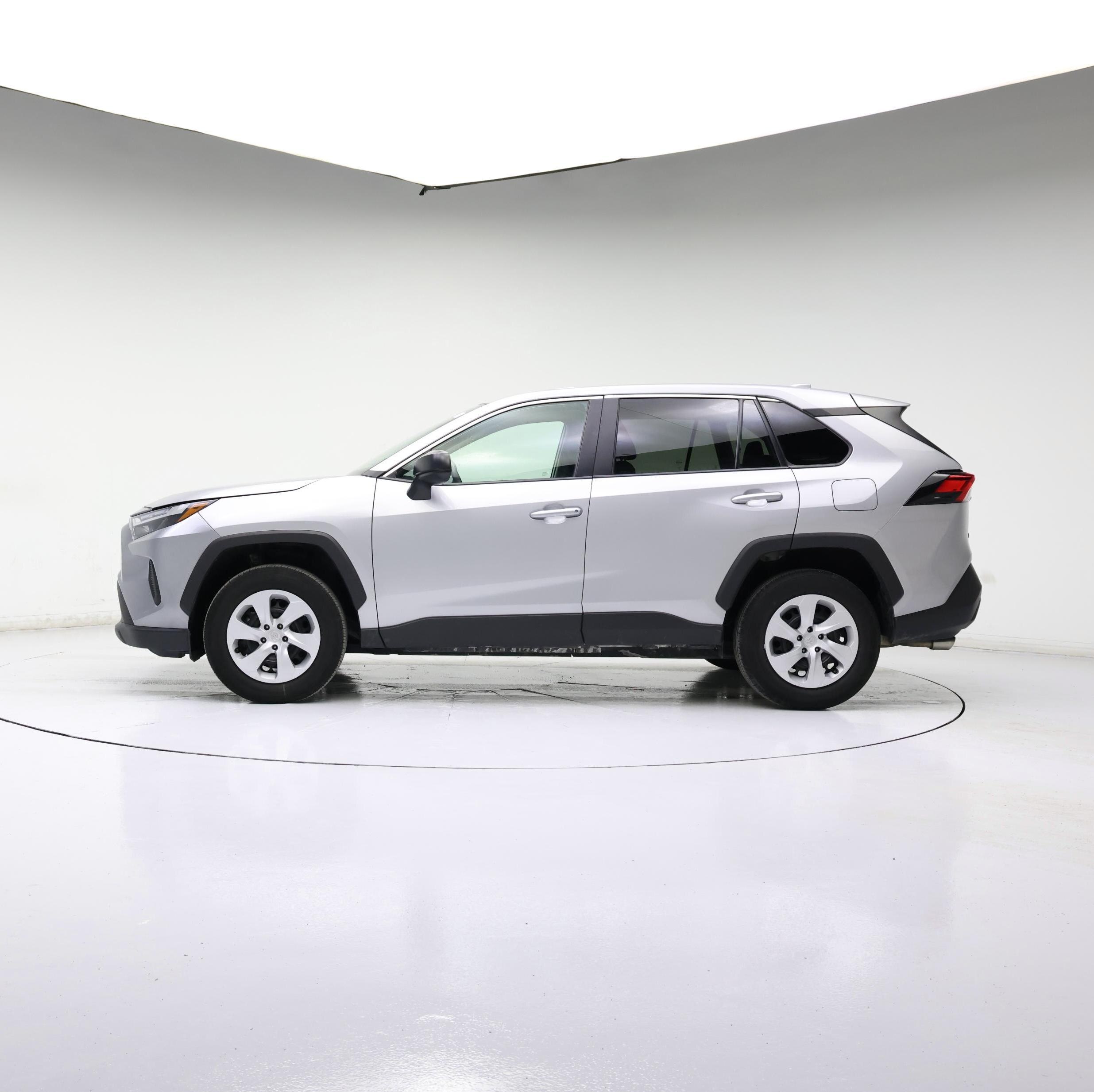 Thumbnail: 2024 Toyota RAV4 - 3