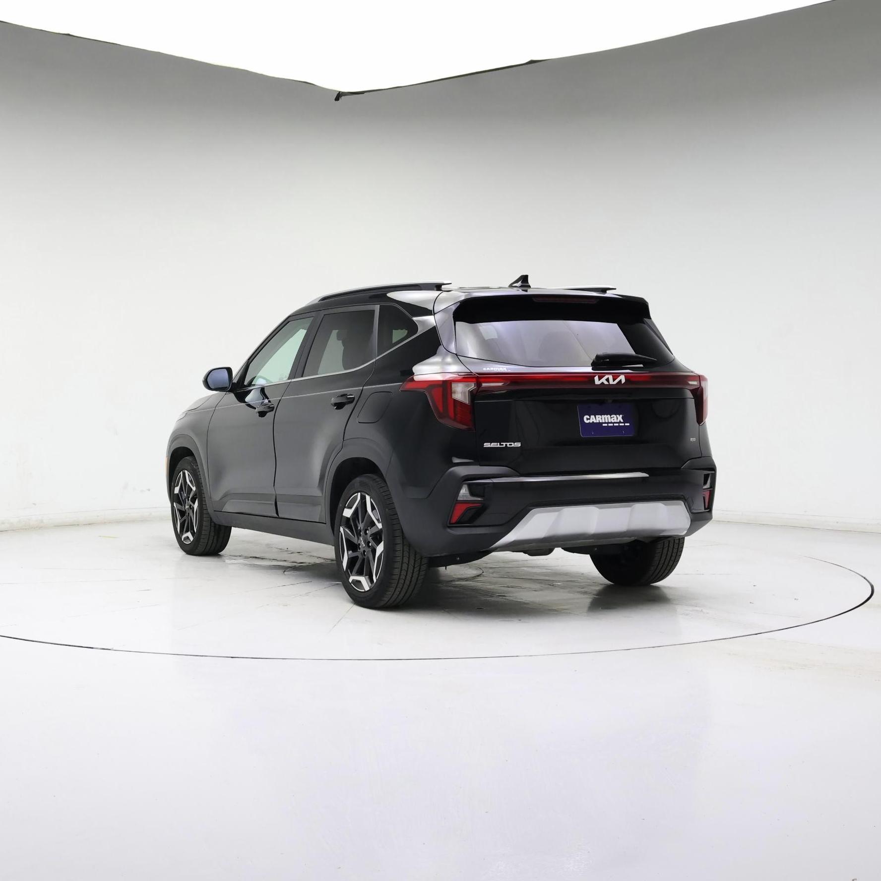 Thumbnail: 2024 Kia Seltos - 2