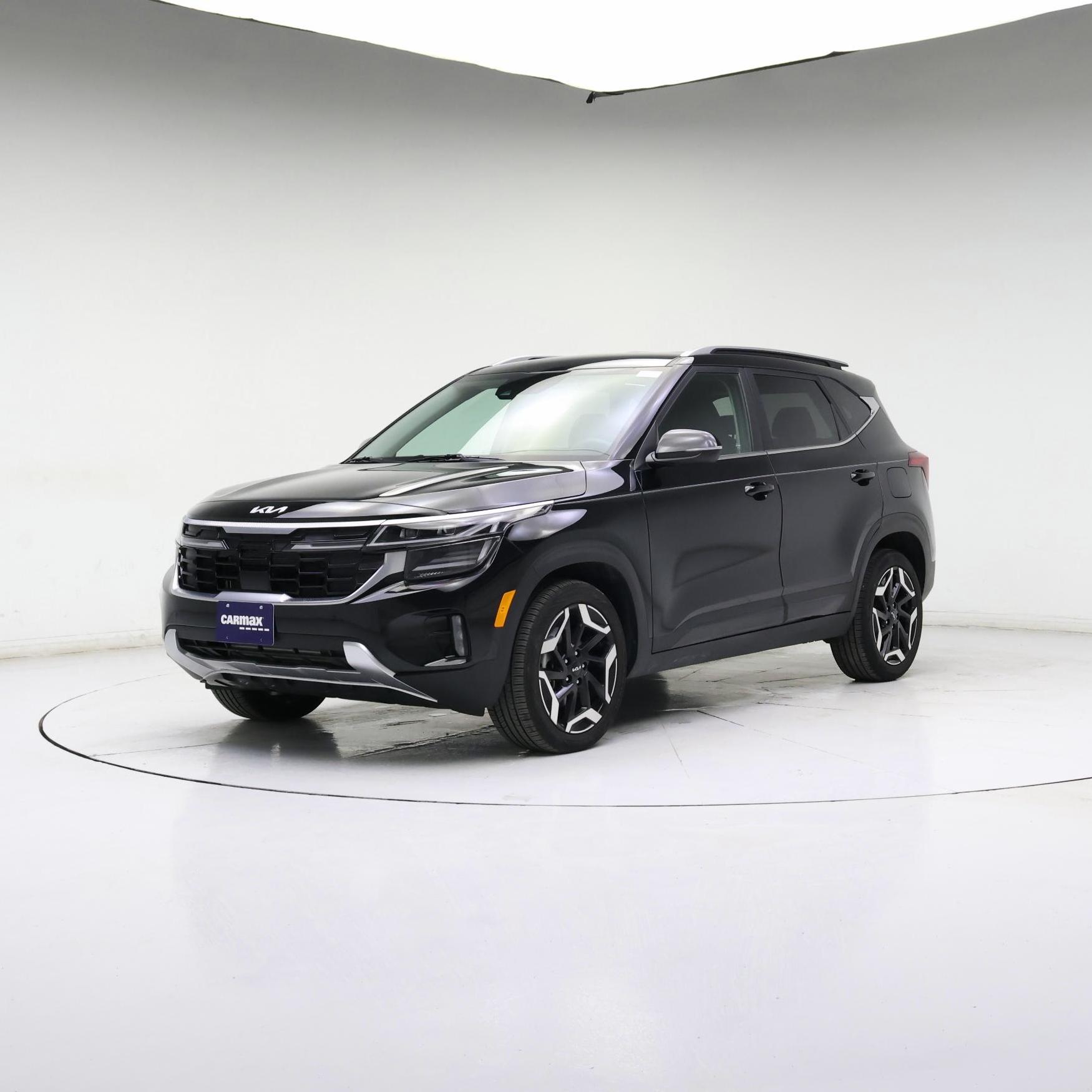 Thumbnail: 2024 Kia Seltos - 4