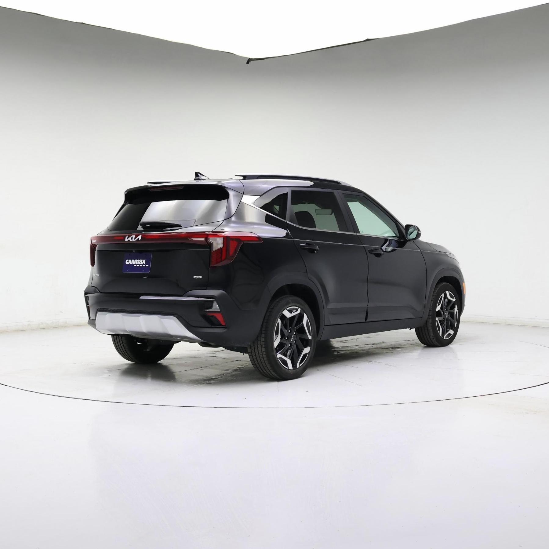 Thumbnail: 2024 Kia Seltos - 8