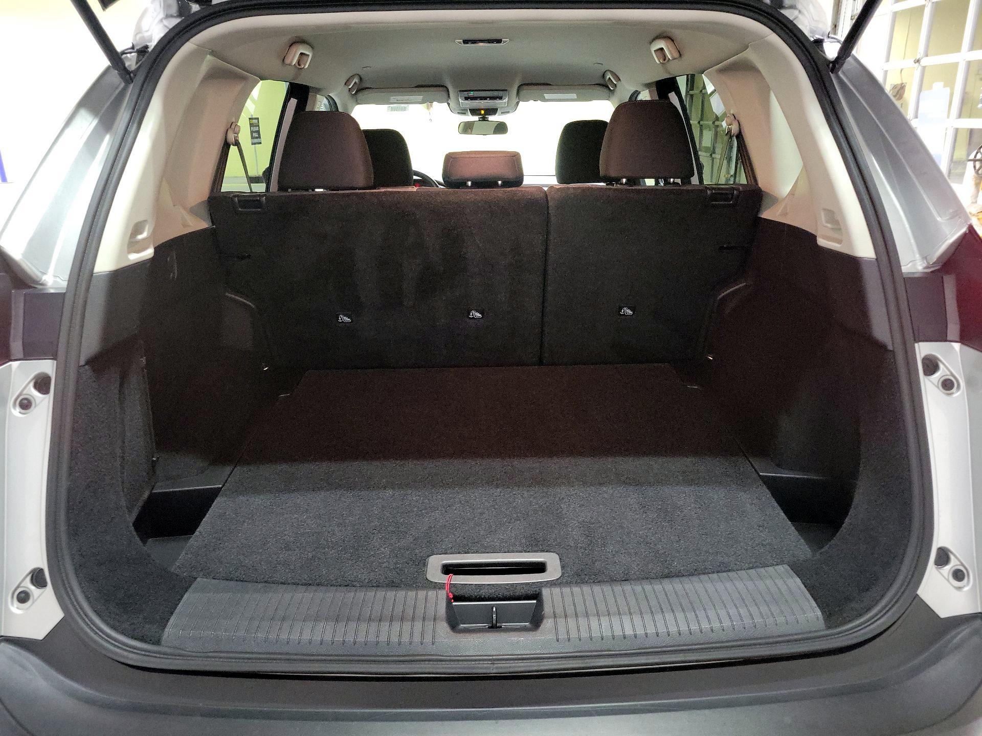 Thumbnail: 2022 Nissan Rogue - 18