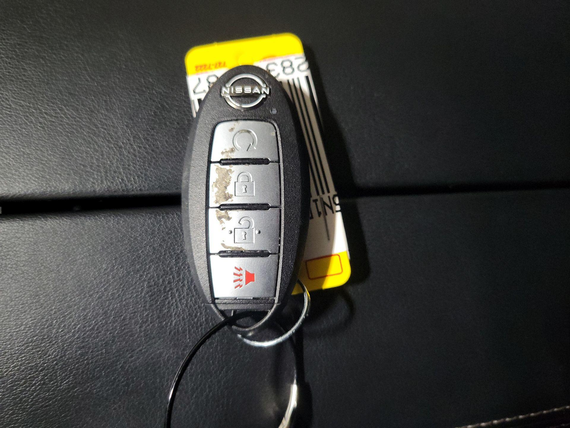 Thumbnail: 2022 Nissan Rogue - 20