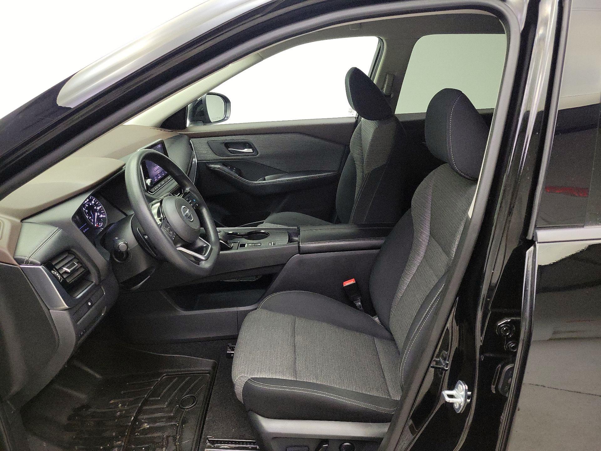 Thumbnail: 2021 Nissan Rogue - 11