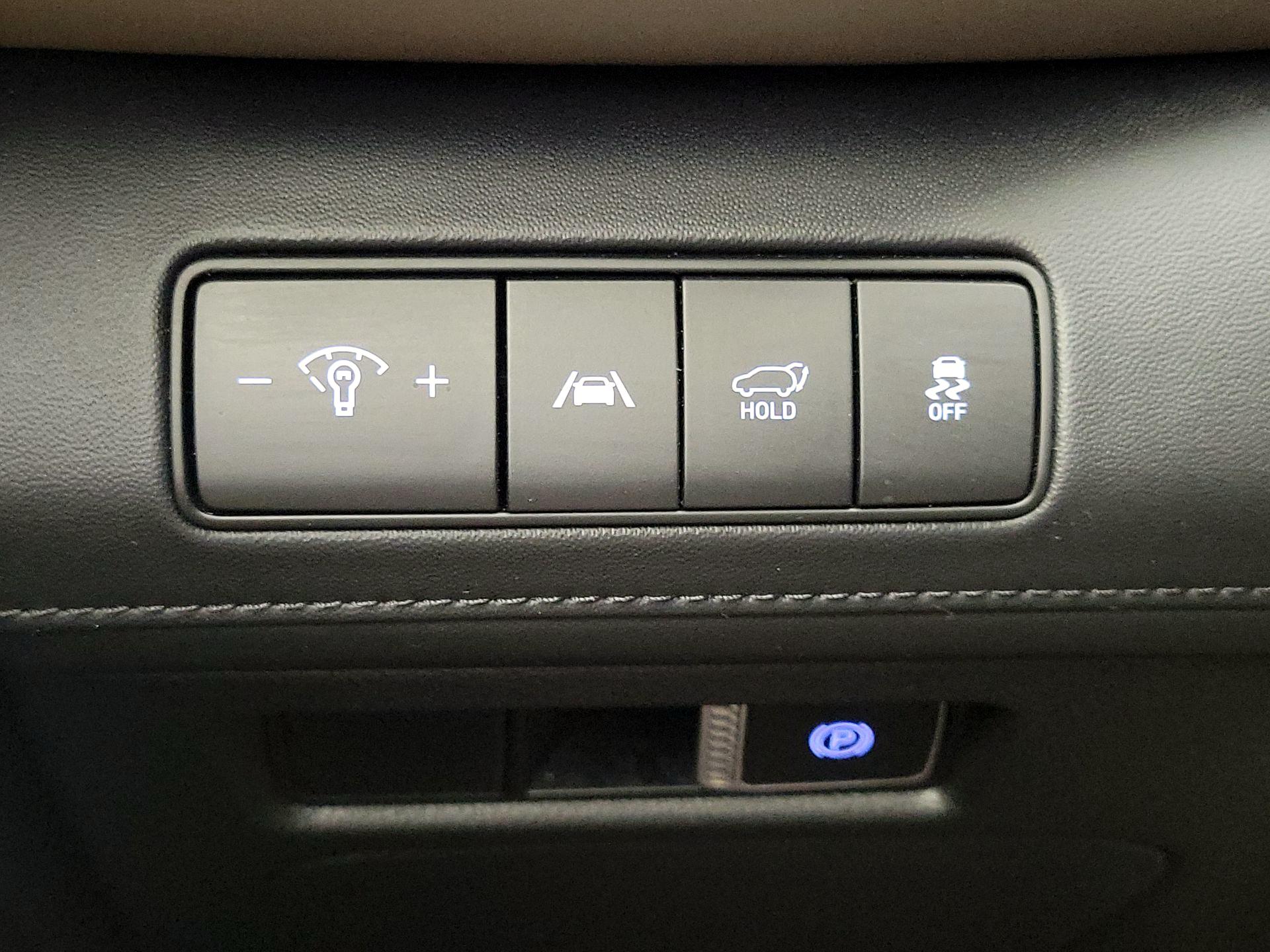 Thumbnail: 2023 Hyundai Santa Fe - 13