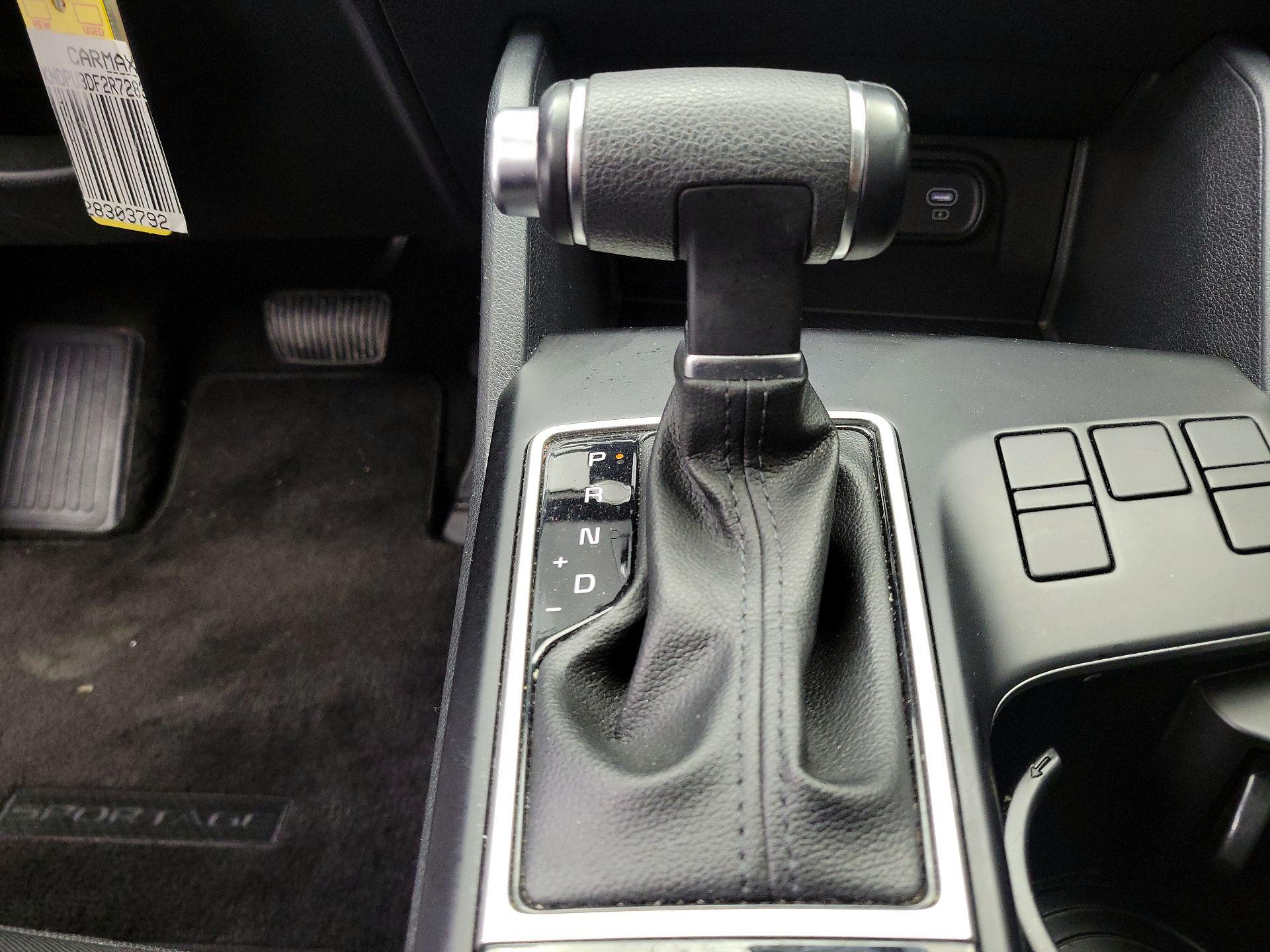 Thumbnail: 2024 Kia Sportage - 16