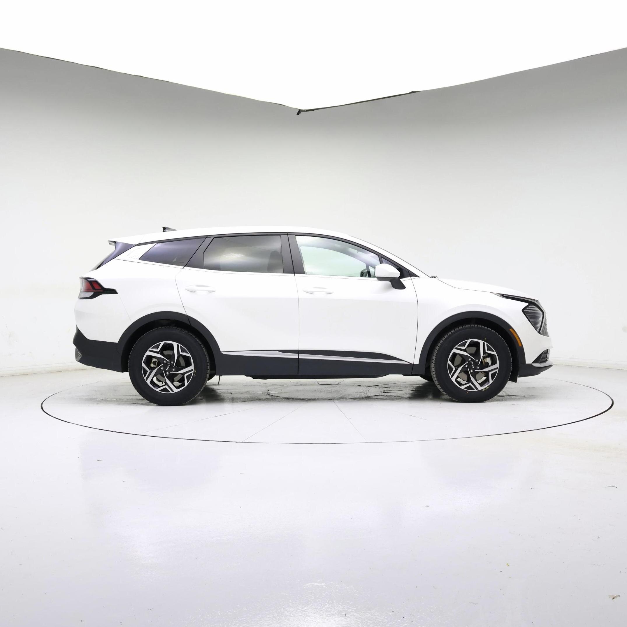 Thumbnail: 2024 Kia Sportage - 7