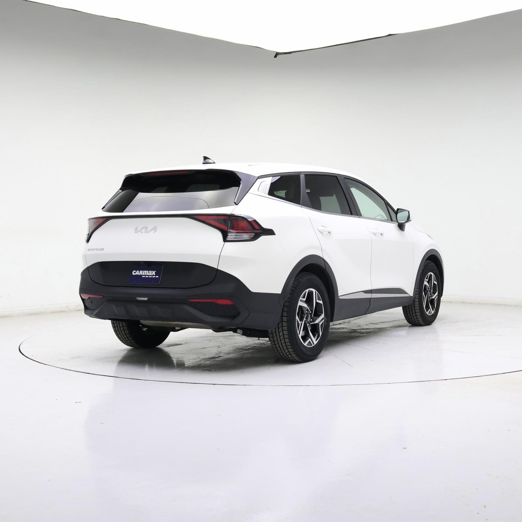 Thumbnail: 2024 Kia Sportage - 8