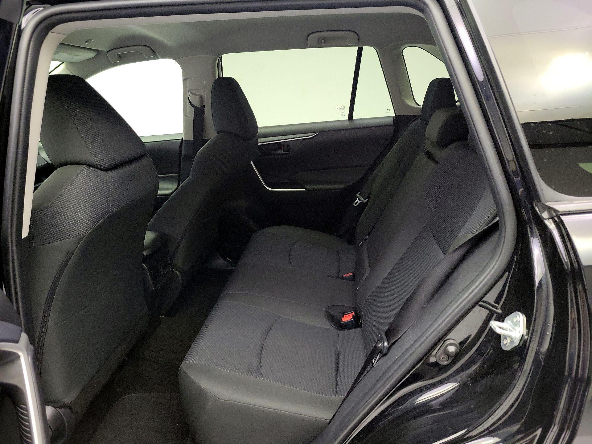 Thumbnail: 2024 Toyota RAV4 - 19