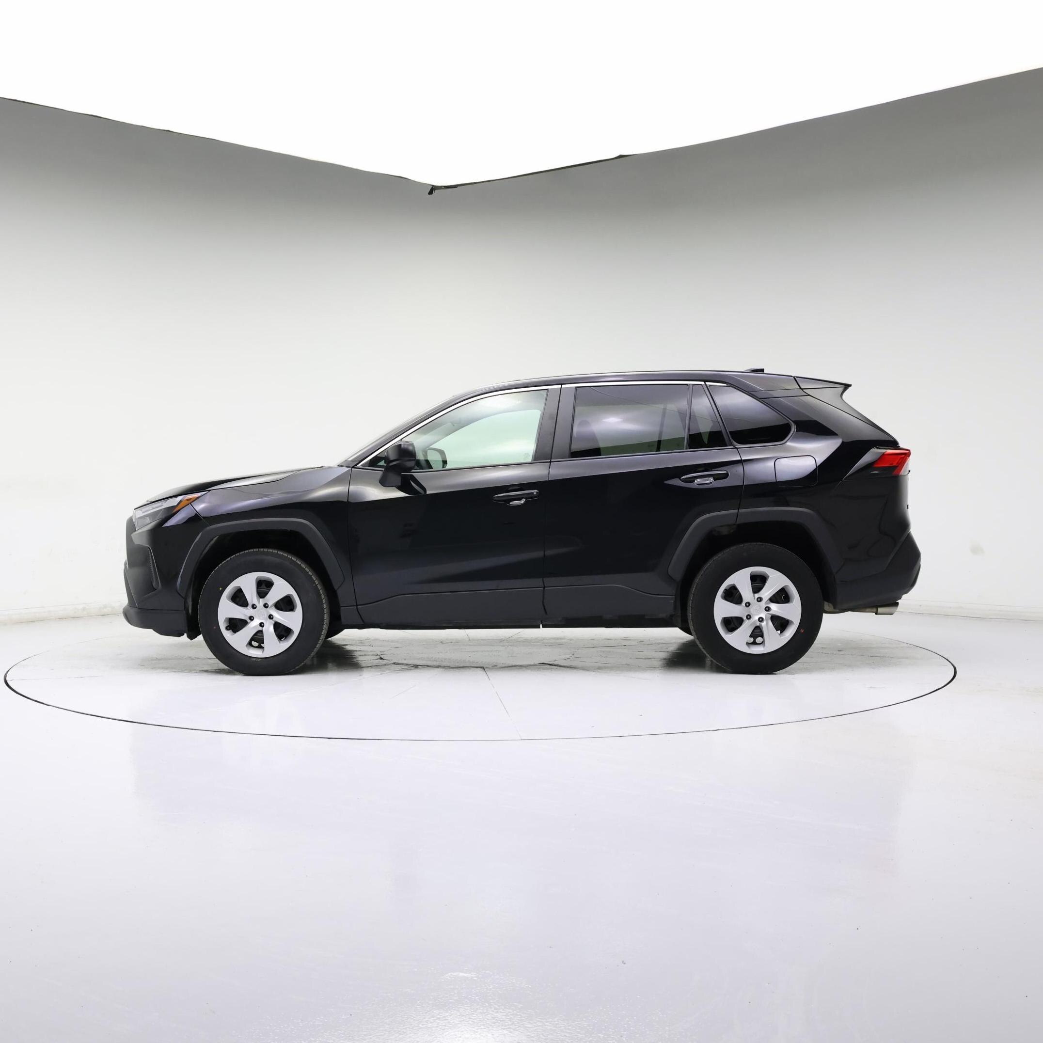 Thumbnail: 2024 Toyota RAV4 - 3