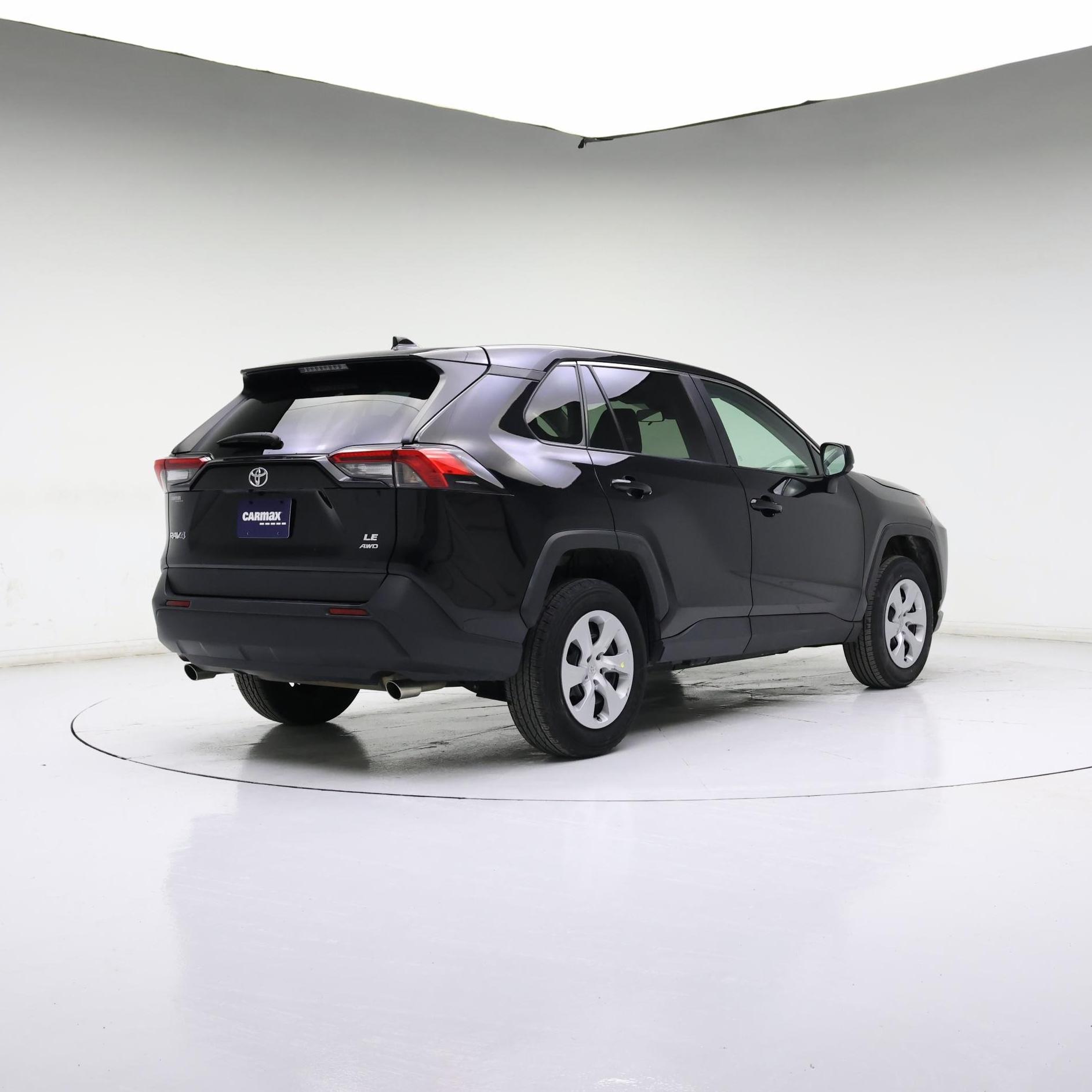 Thumbnail: 2024 Toyota RAV4 - 8