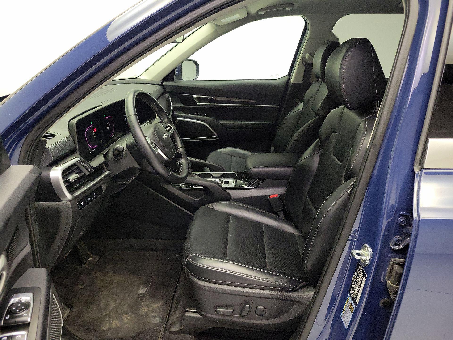 Thumbnail: 2023 Kia Telluride - 11