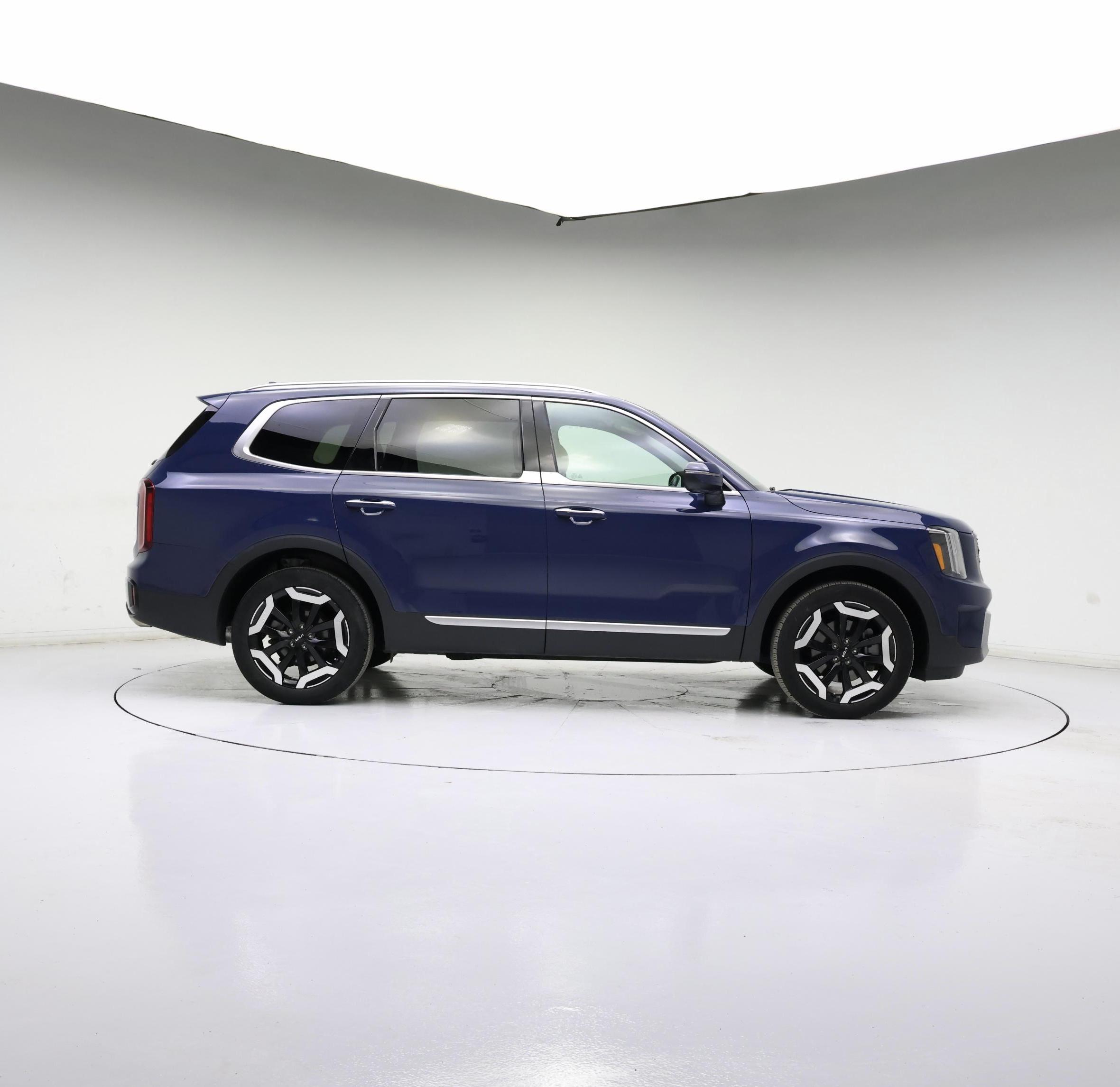 Thumbnail: 2023 Kia Telluride - 7